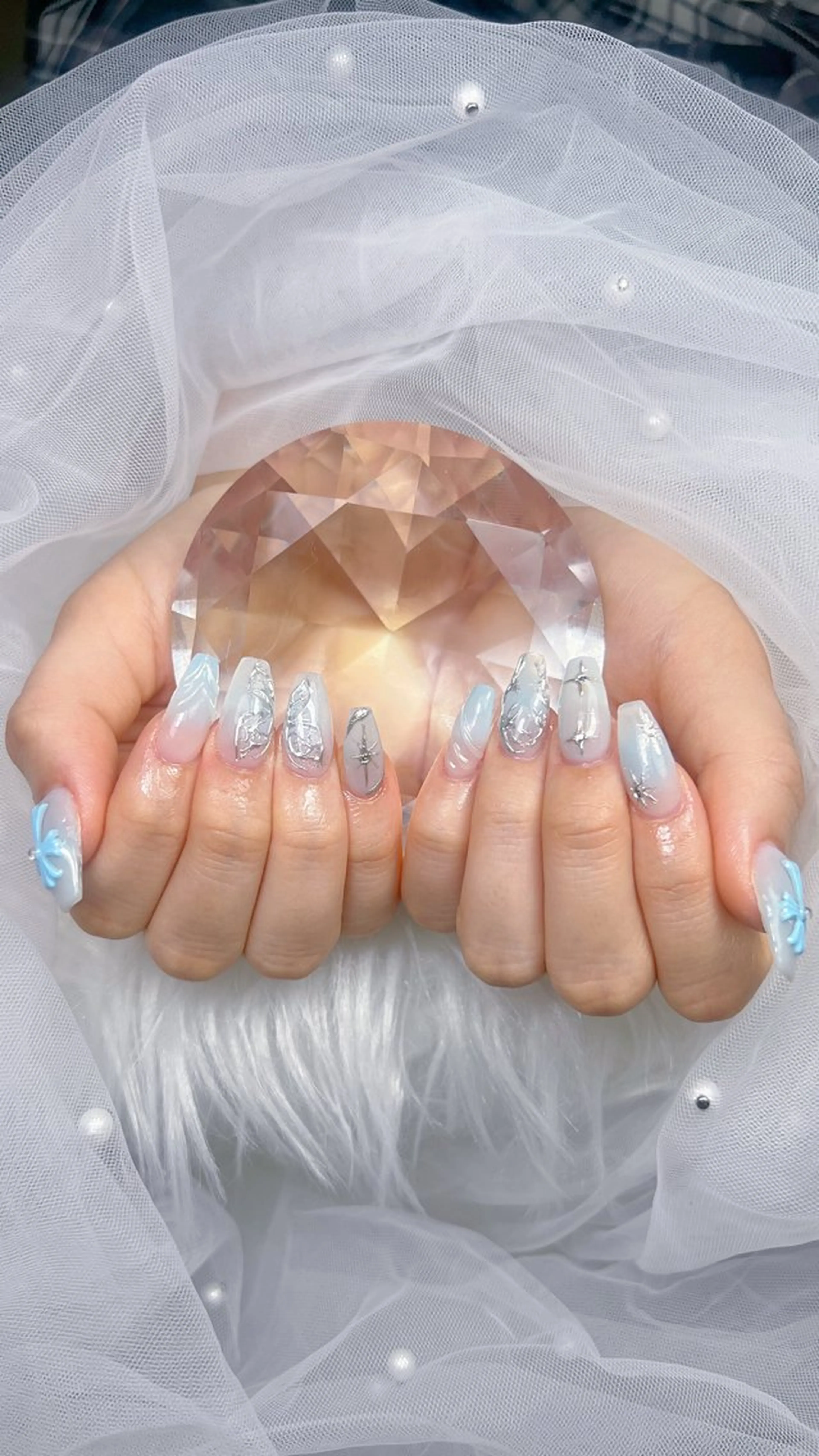 ネイル アートネイル オーロラネイル チークネイル 長さ出し フットネイル ハンドネイル フットネイル ハンドケア Noiranail_ studio川越西口のネイルデザイン