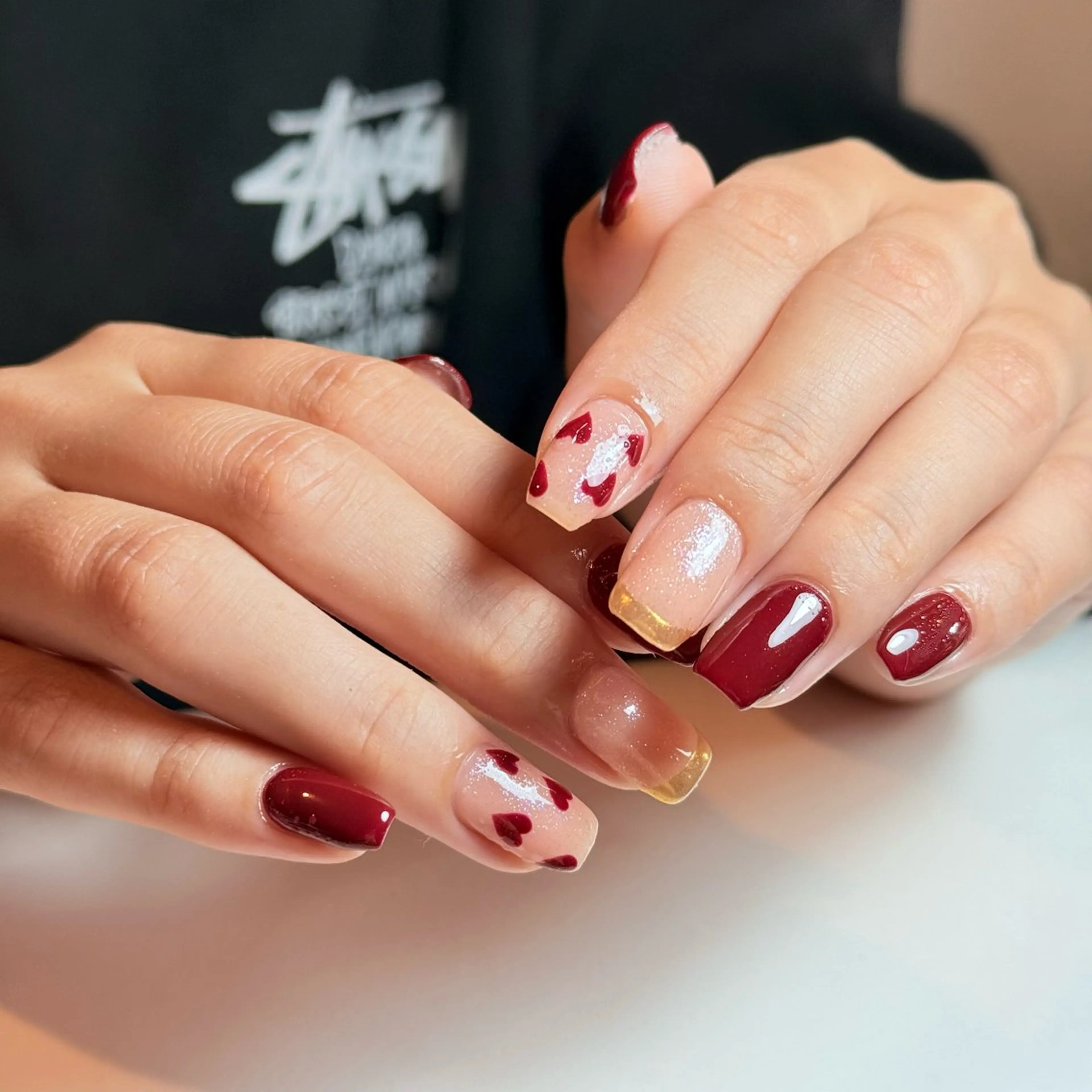 ネイル チークネイル フレンチネイル グラデーション キラキラネイル 韓国ネイル ハンドネイル Risa_ Nailのネイルデザイン