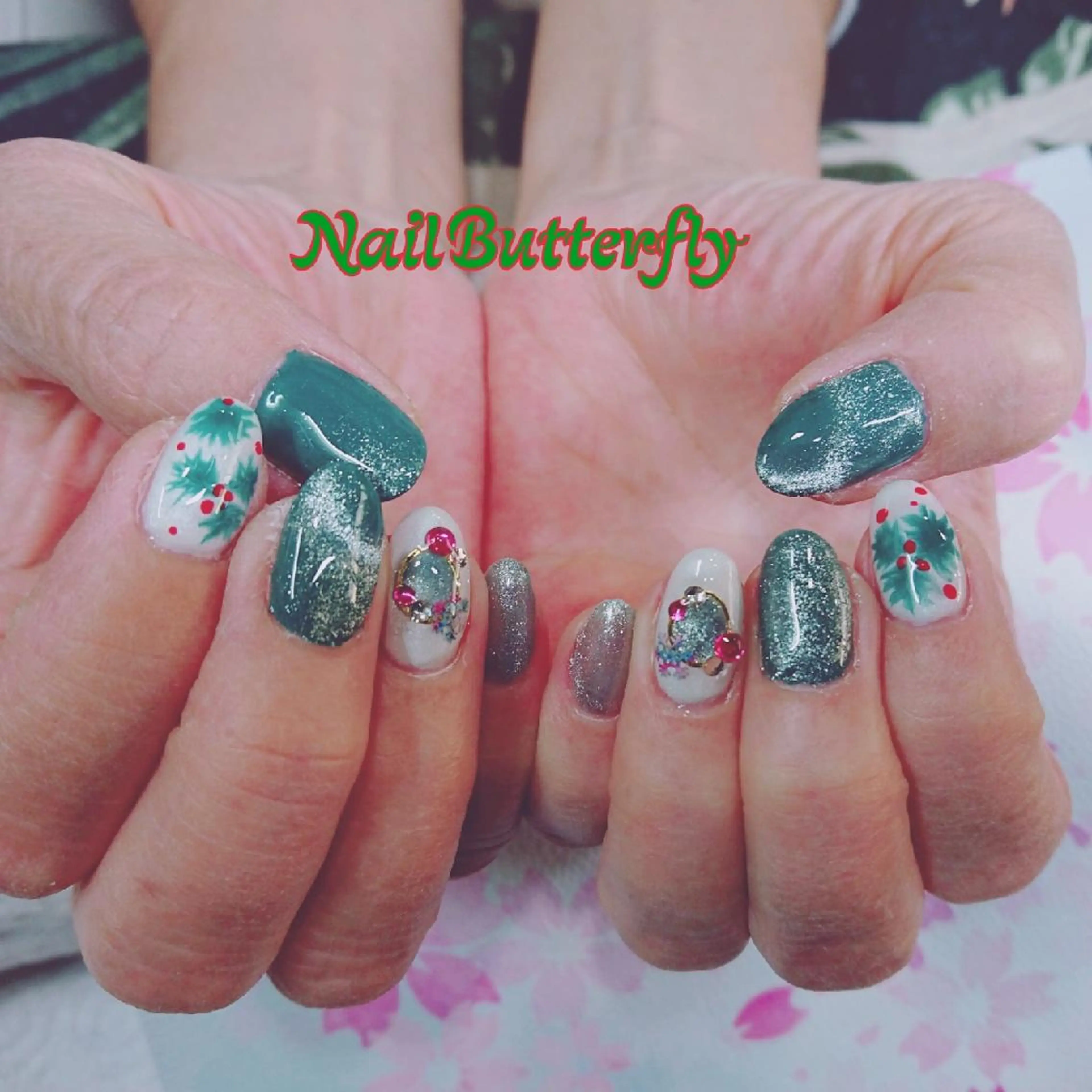 ネイル マグネットネイル 冬ネイル クリスマス とねがわ かよこのネイルデザイン