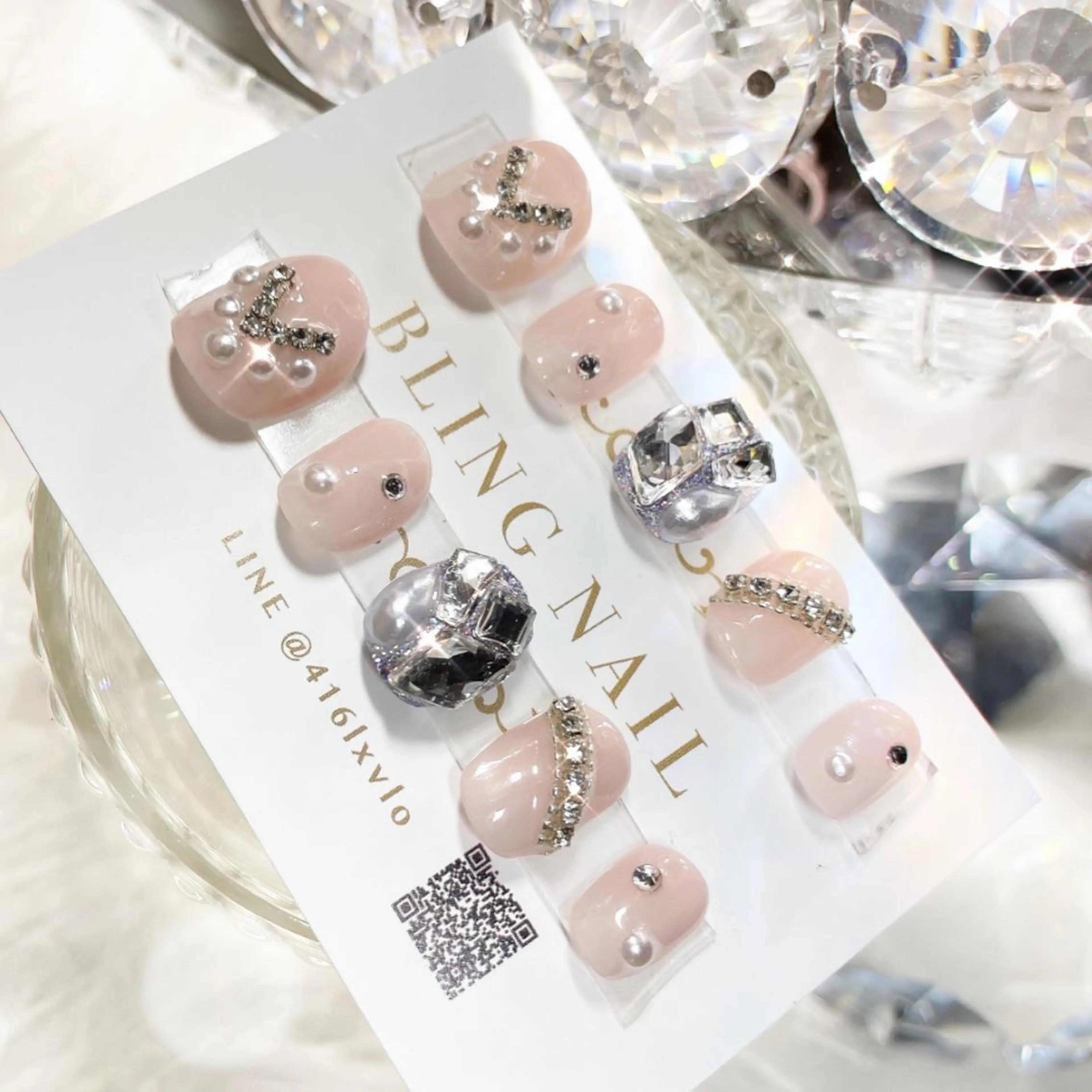 ネイル 23時まで❤︎韓国、 ワンホンネイルのネイルデザイン