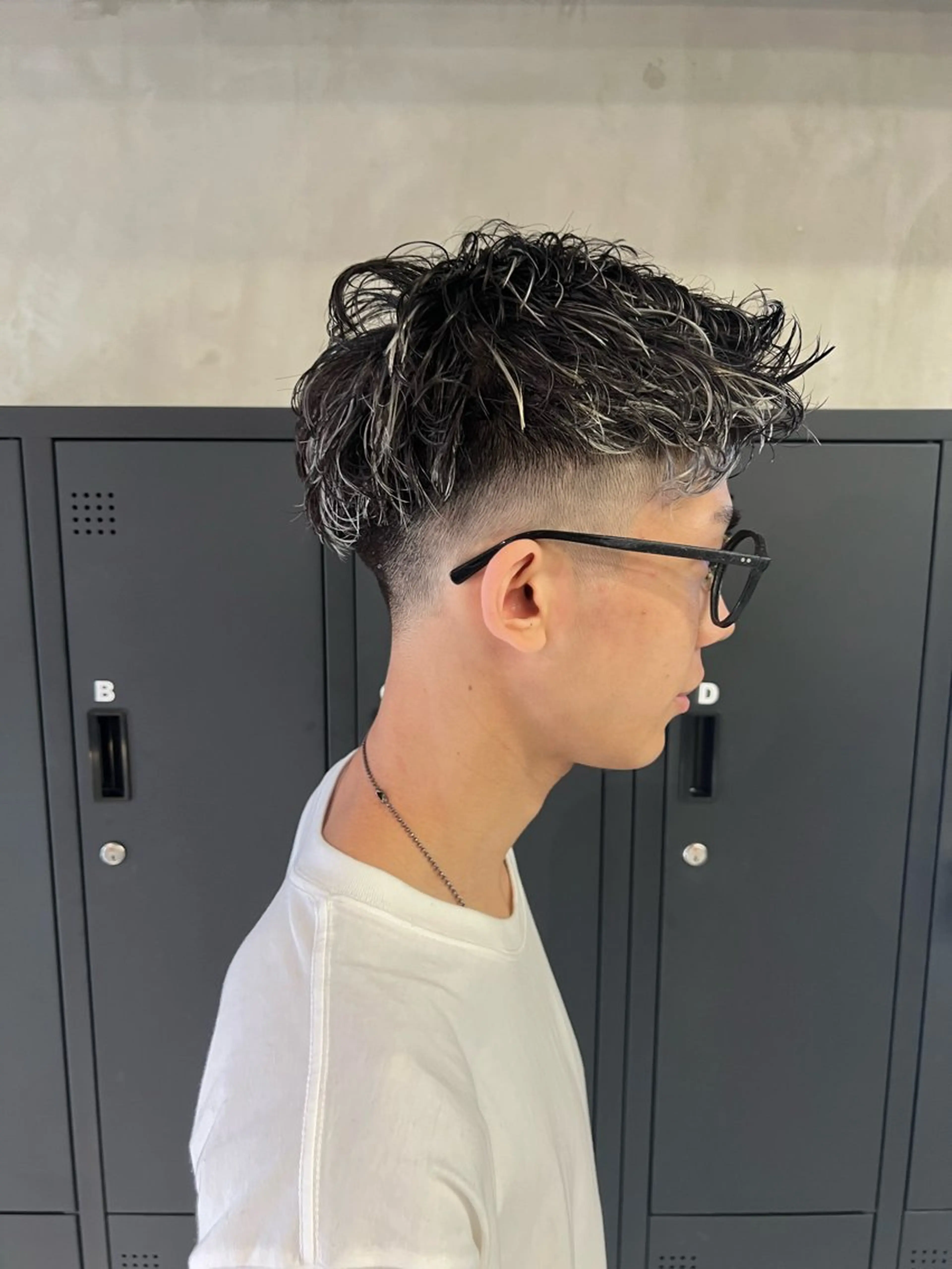 ショート ハイライト ヘアカラー トリートメント ハイライト/白髪ぼか し/臼田さりな🌹のヘアスタイル