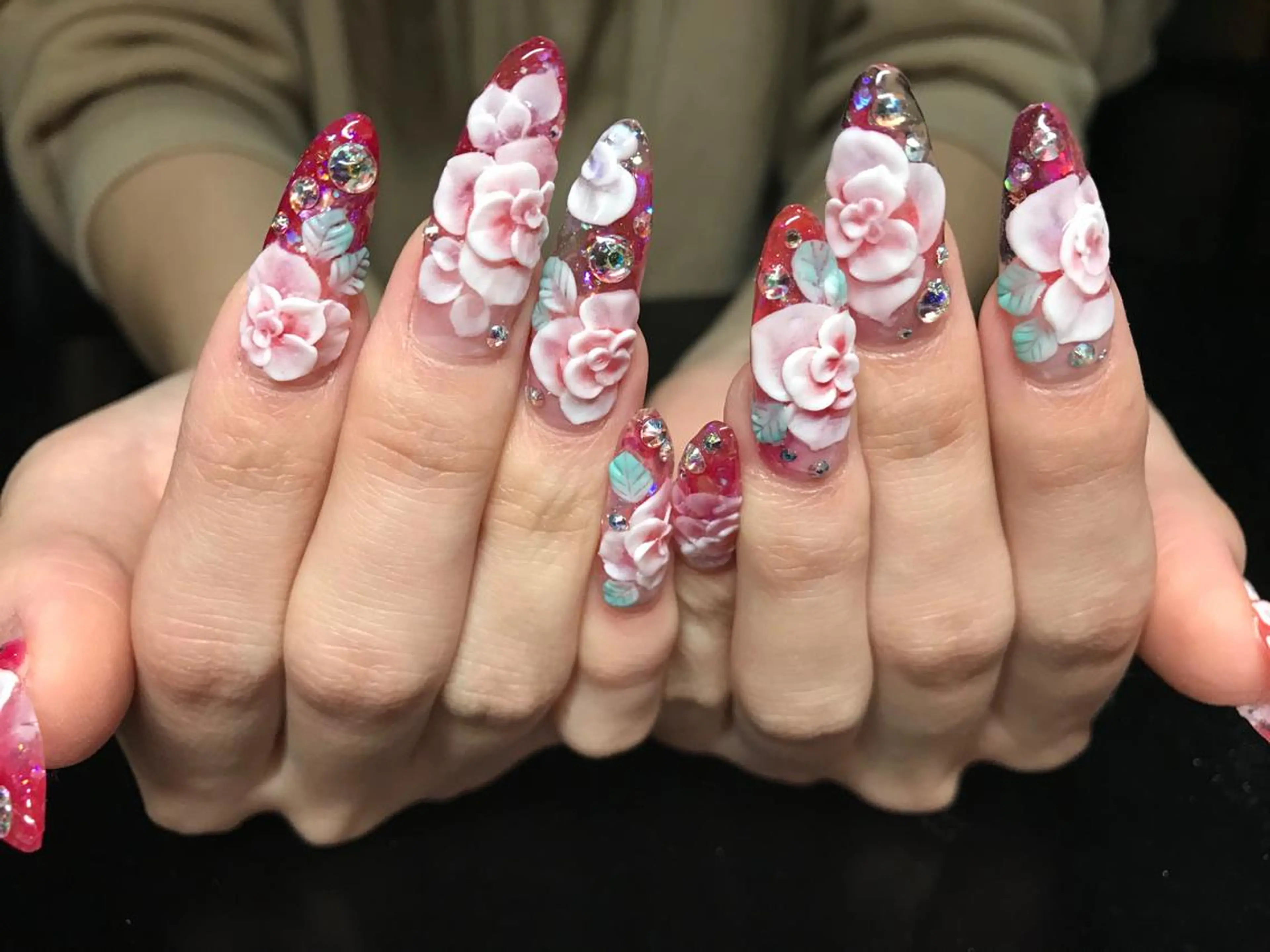 ネイル 成人式 Lefreak (レフリーク).のネイルデザイン