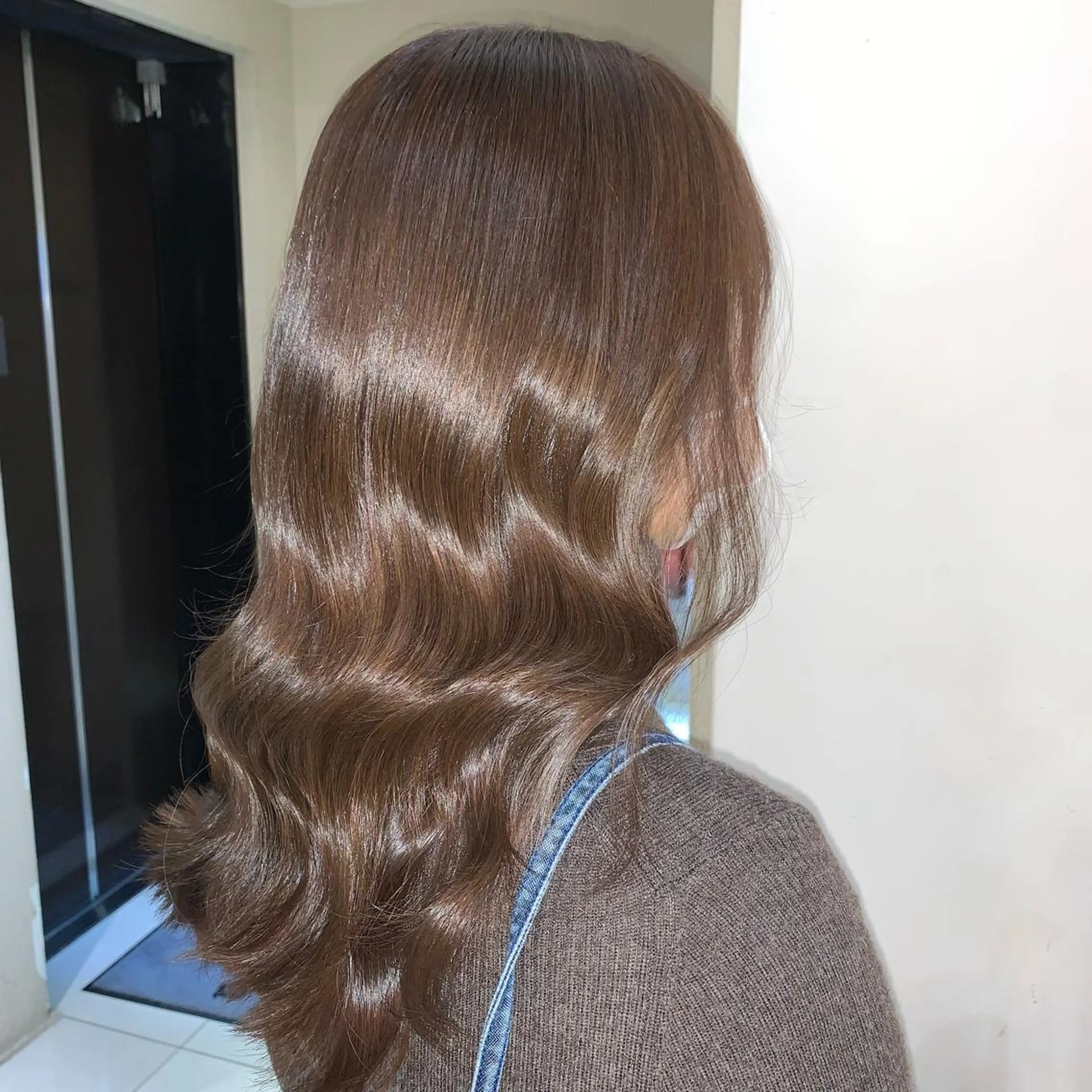 ミディアム カラー ヘアアレンジ 新宿♥ハッシュカット 暖色カラー♥Unaのヘアスタイル