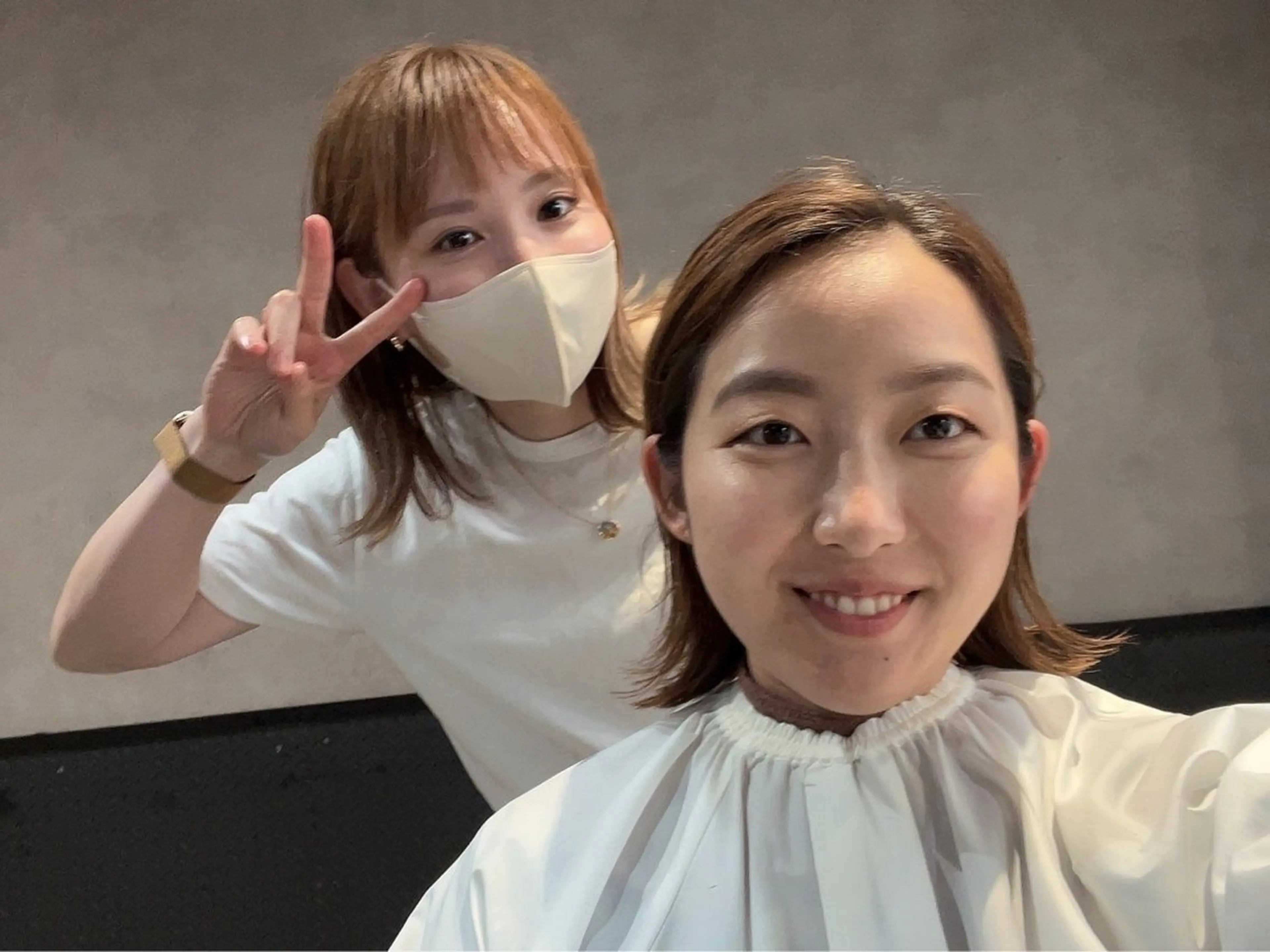 ミディアム ボブ 外ハネヘア 黒木 栞のヘアスタイル