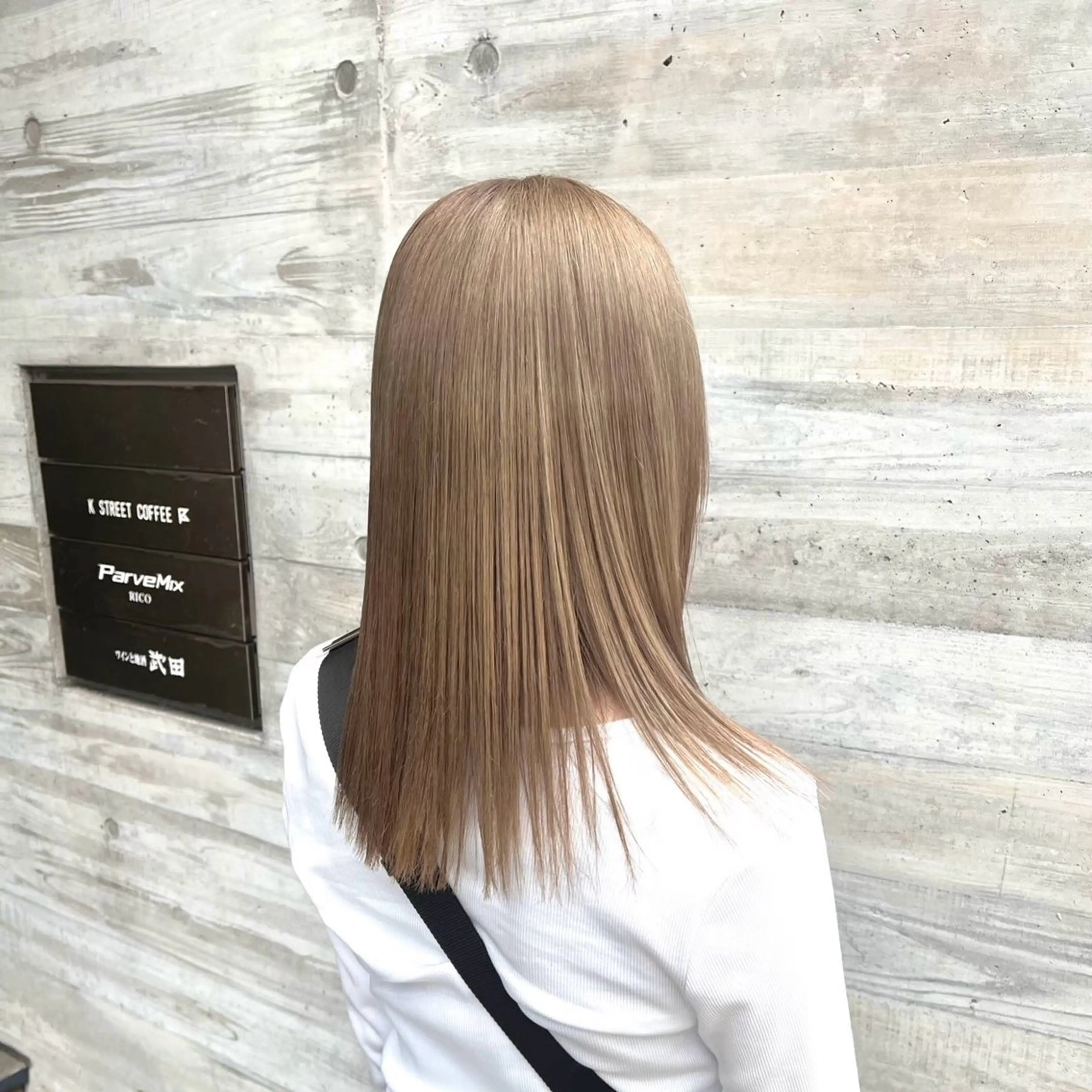 ミディアム カラー ヘアカラー ParveMix 🩶🫧入江 香名のヘアスタイル