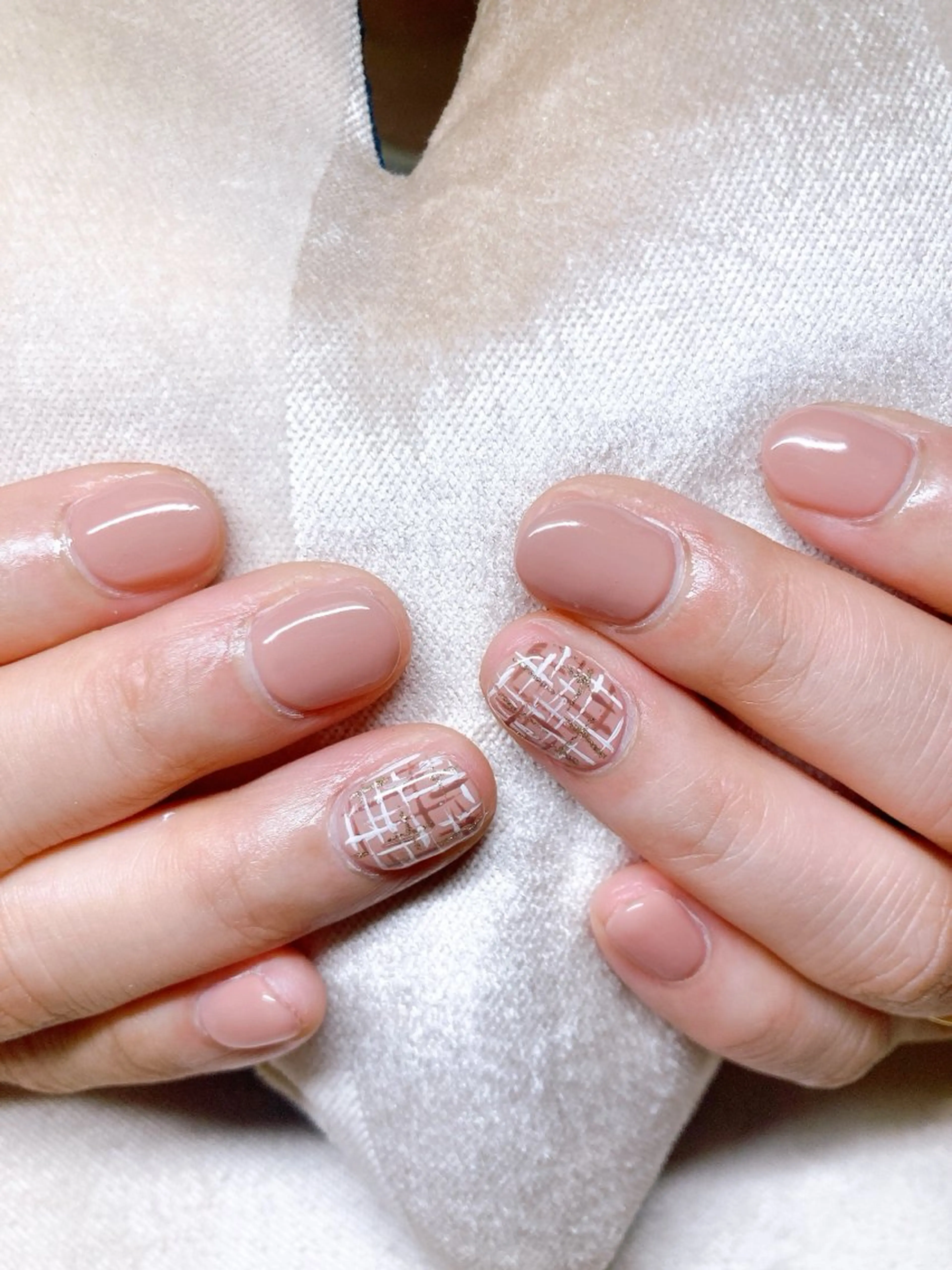 ネイル ECLAT エクラ所属・寺山 千鶴のネイルデザイン