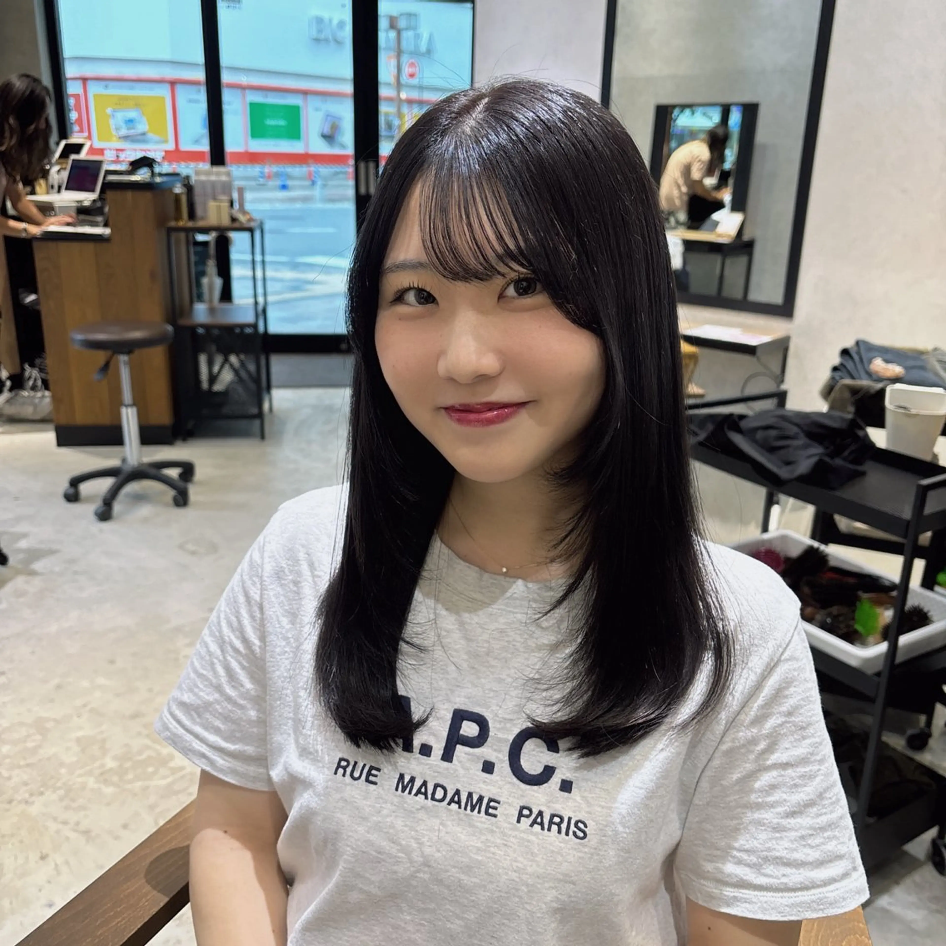 ミディアム Natsuki/韓国 ボブ/レイヤーカットのヘアスタイル