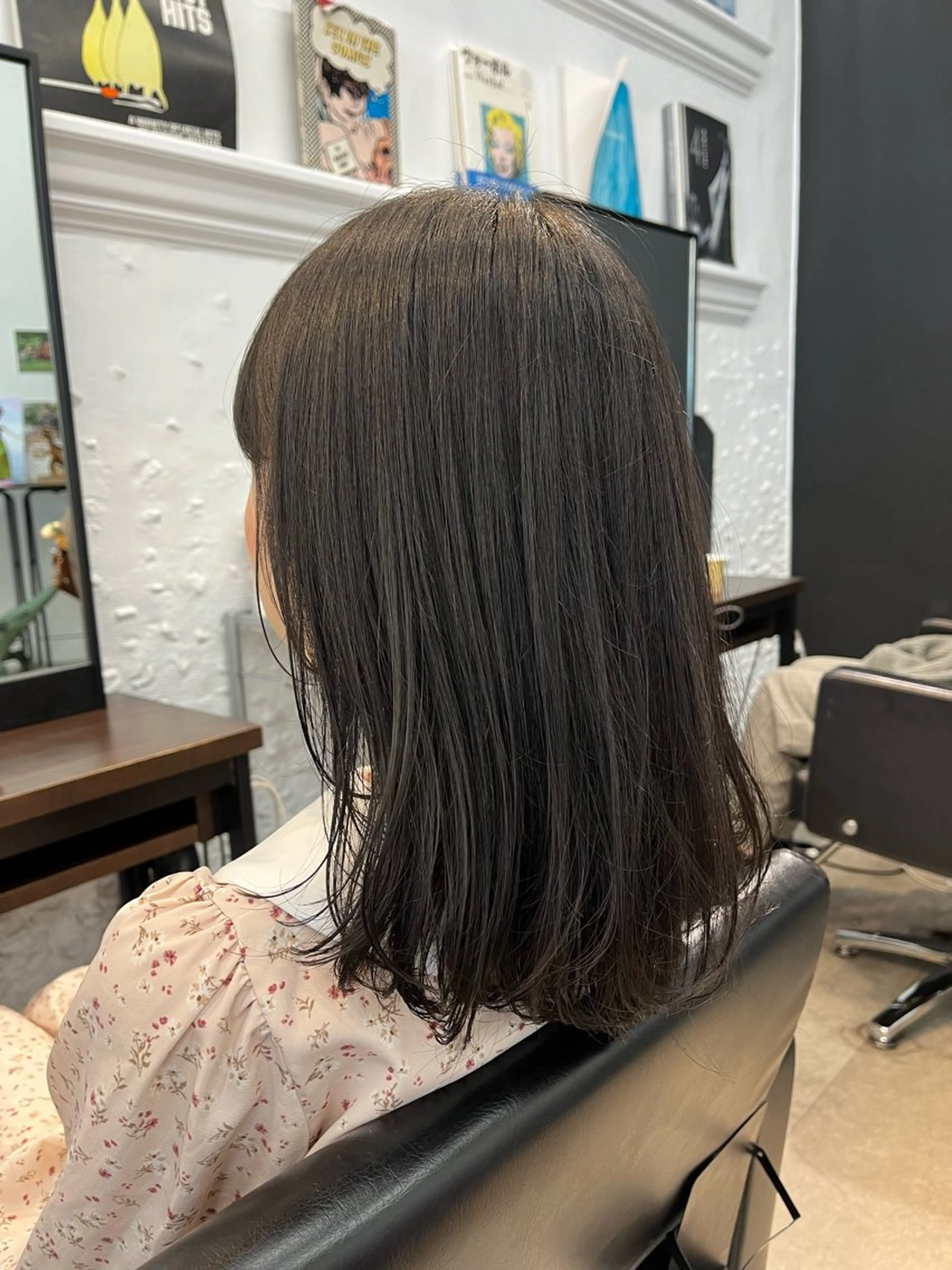 ミディアム カラー ヘアアレンジ 🌱ボブ/レイヤー/ ベージュ/あやみ✨のヘアスタイル