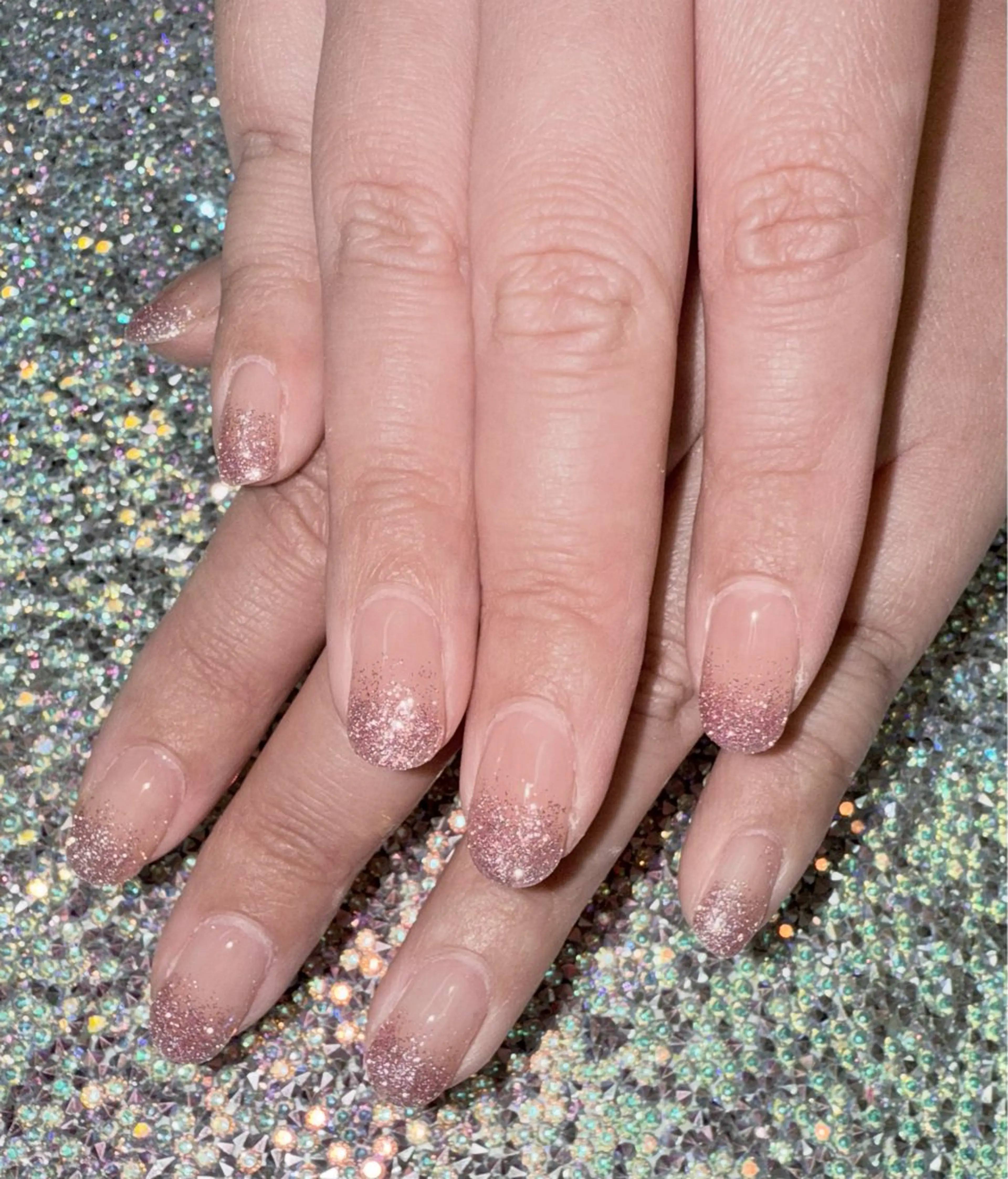 ネイル ラメ(グリッター) ラメグラデーション BellTree,J【ベルトリージェイ】所属・ベルトリー ジェイのネイルデザイン