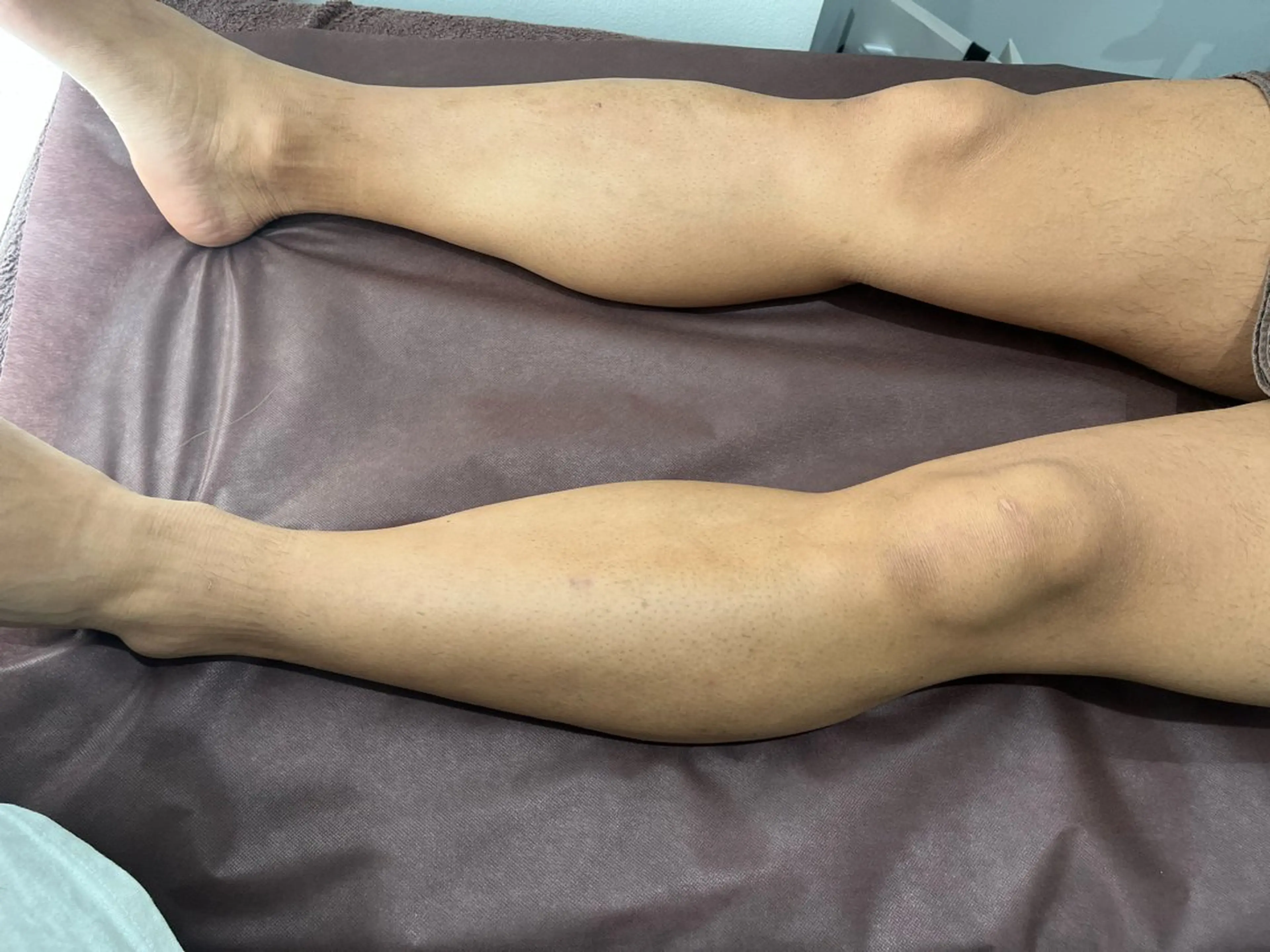 【Diar】オーナー アキヨシケンタのヘアスタイル