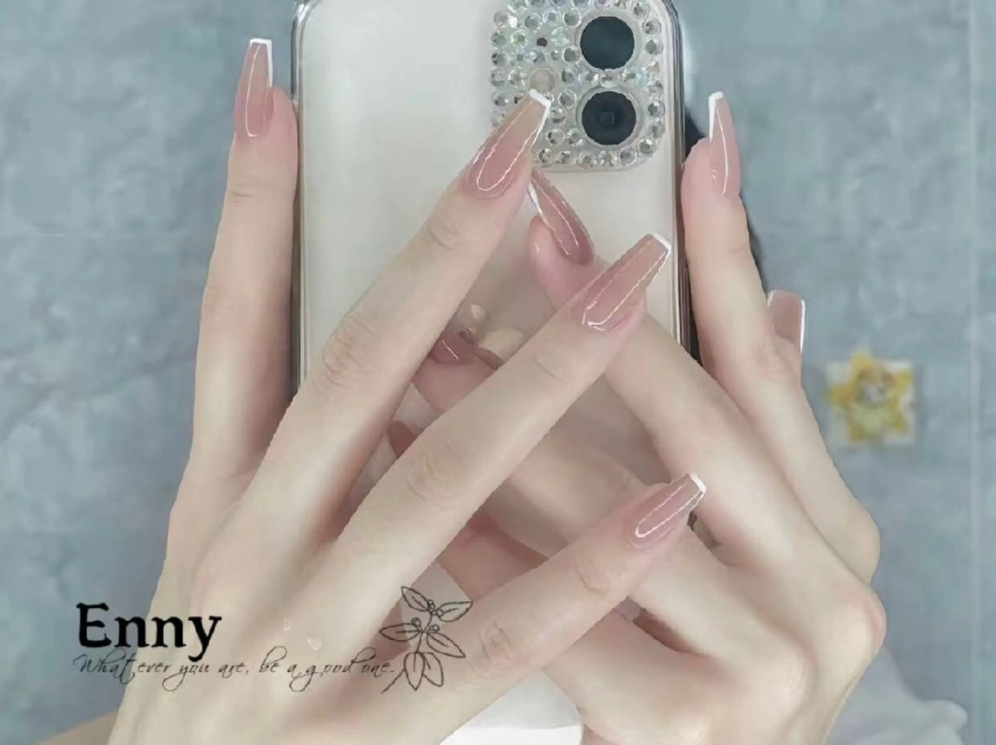 ネイル チークネイル フットネイル フレンチネイル ジェルネイル ガラスフレンチ ハンドネイル ル ナのネイルデザイン