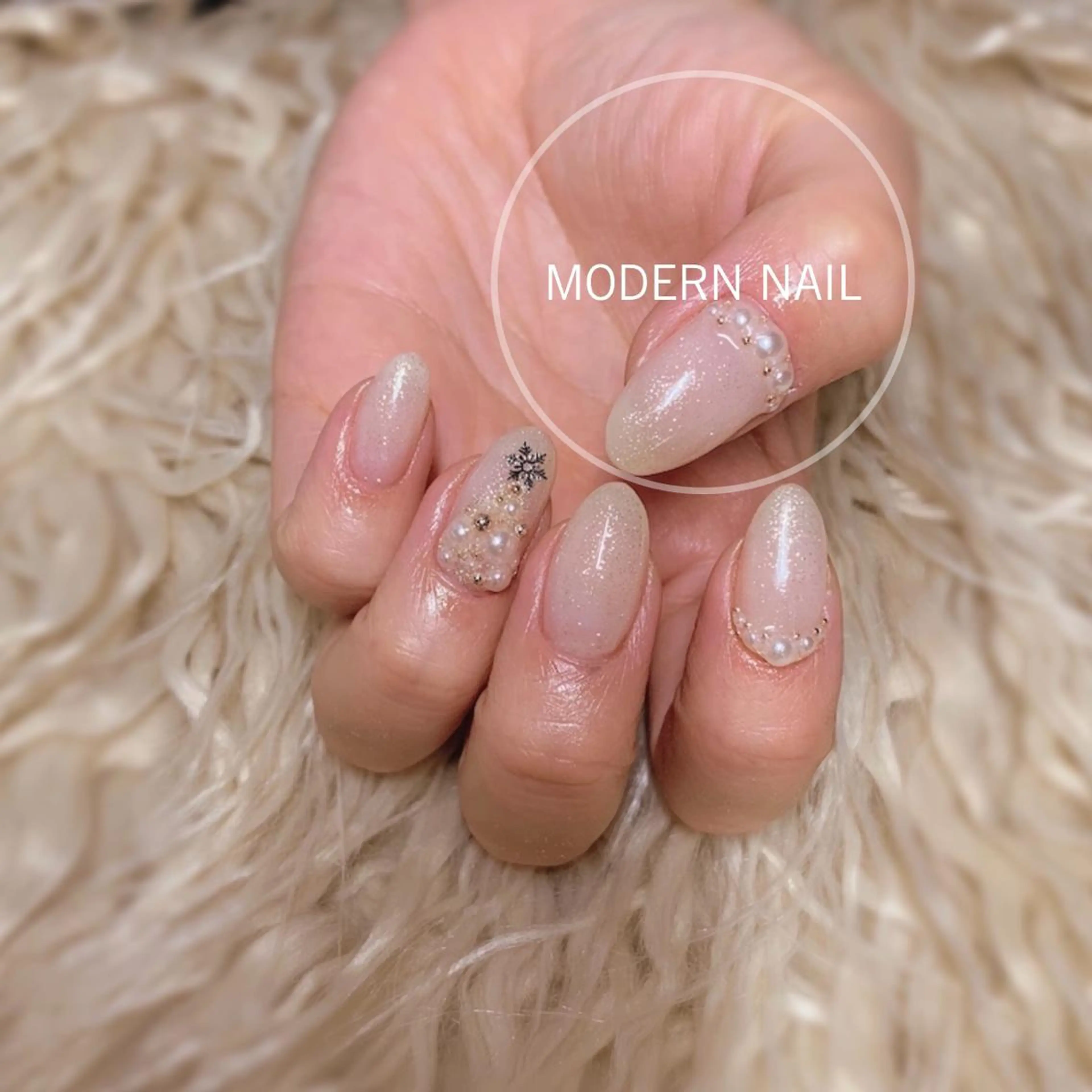 ネイル 小川 玲奈のネイルデザイン