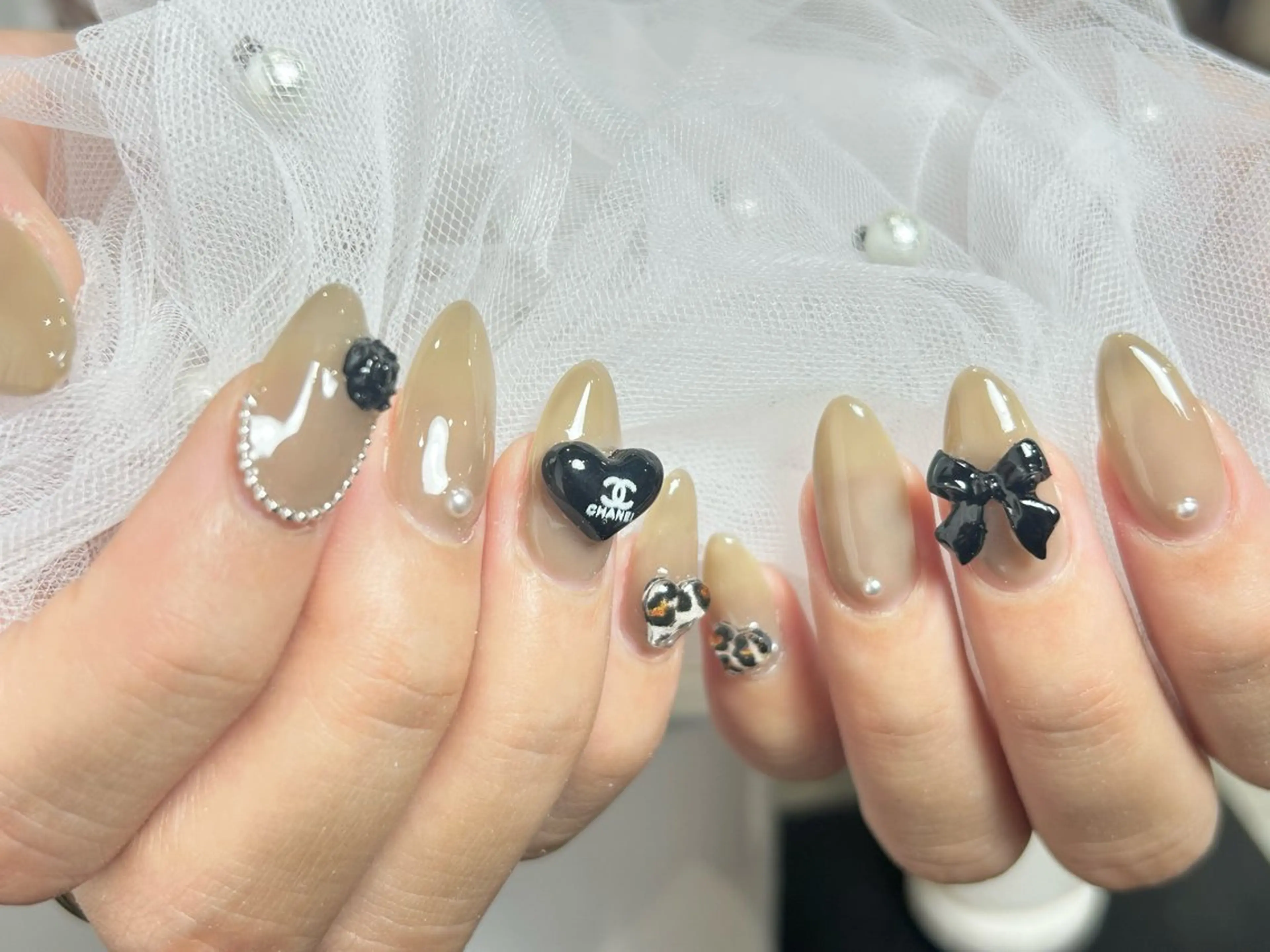 ネイル ハンドネイル Sara+所属・sara +のネイルデザイン