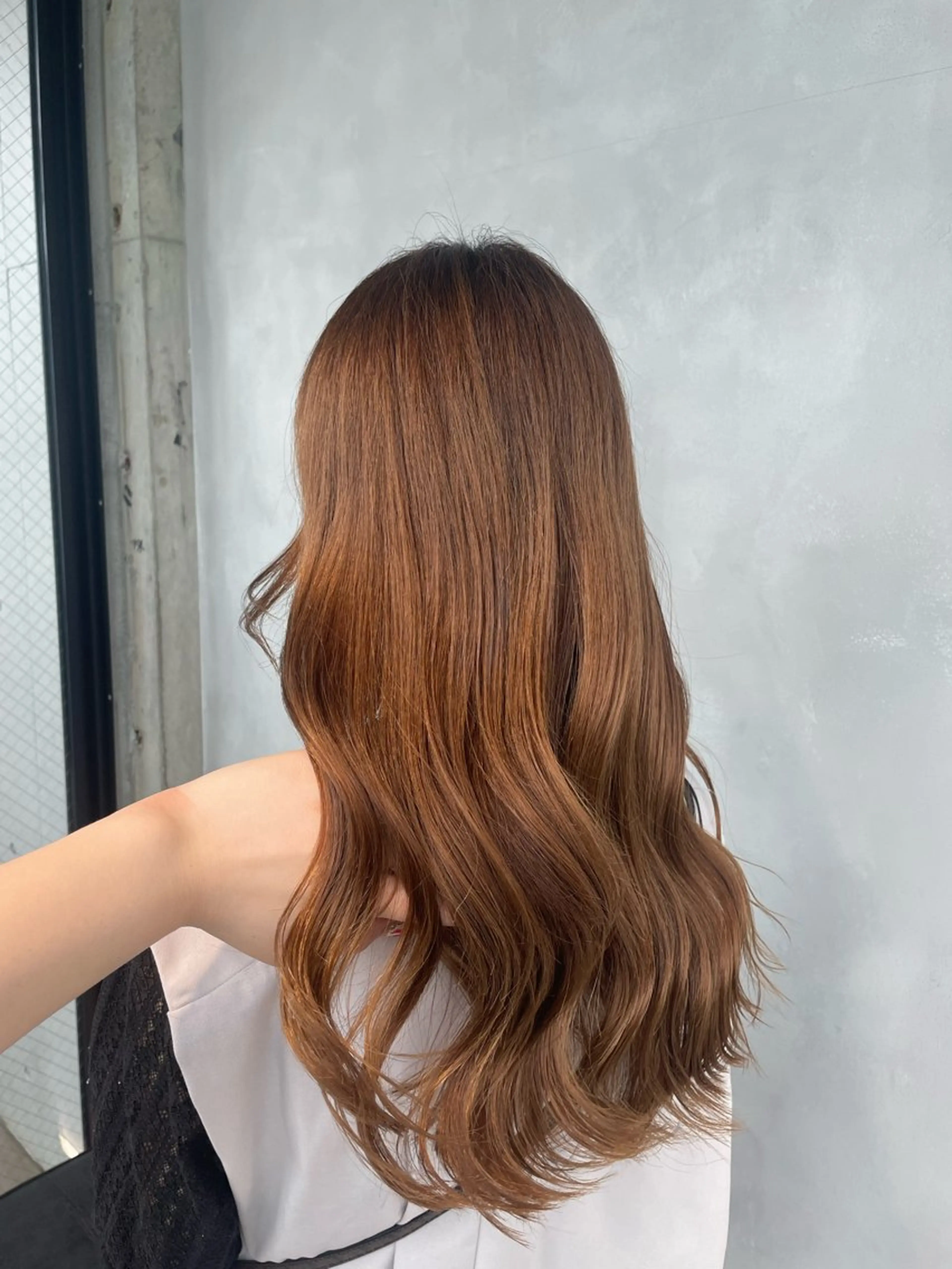 ロング カラー トリートメント 暖色/ハイトーン/ カラー/HBLのヘアスタイル