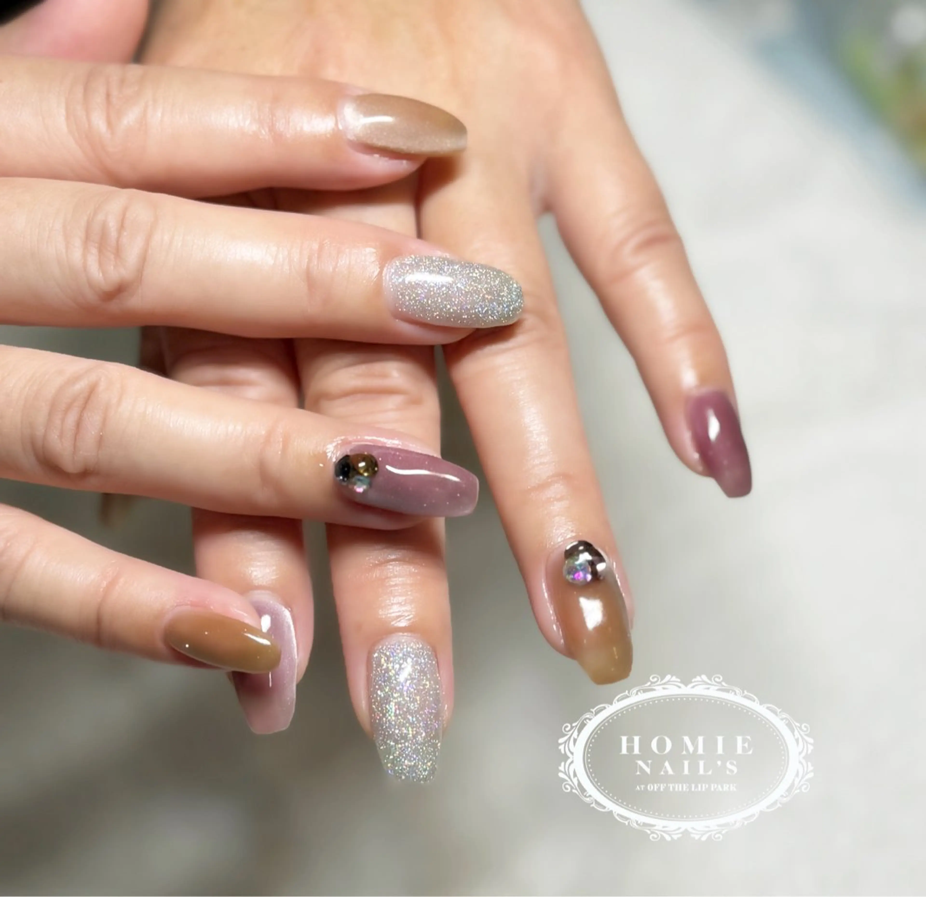 ネイル マグネットネイル オフザリップパーク Asamiのネイルデザイン