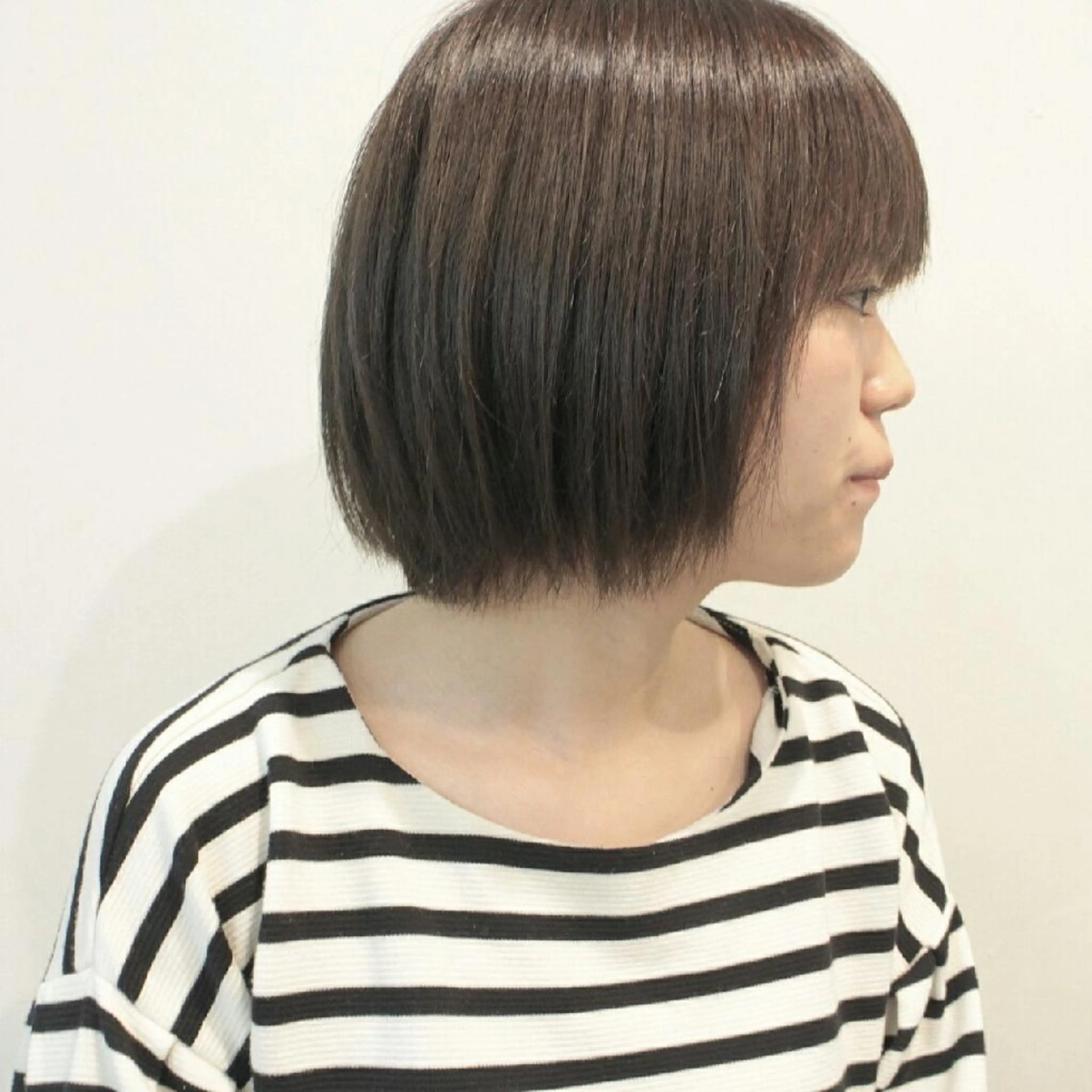 カラー アッシュ Click所属・クニモトハルナ ボブ/柔らかカラーのヘアスタイル