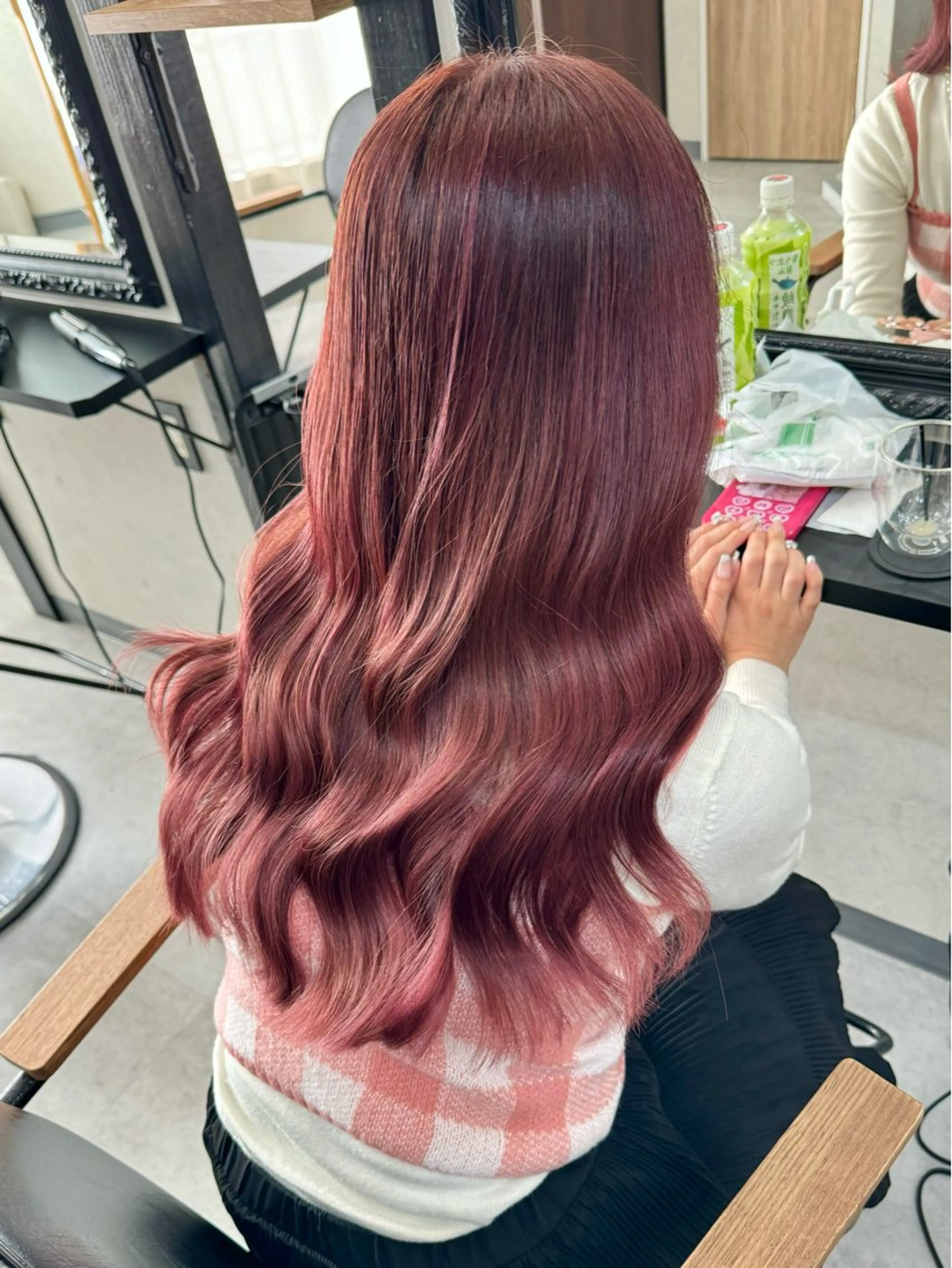 ロング 似合わせカット カット ヘアカラー トリートメント 井本翔太.髪質改善. ベージュ.グレージュのヘアスタイル