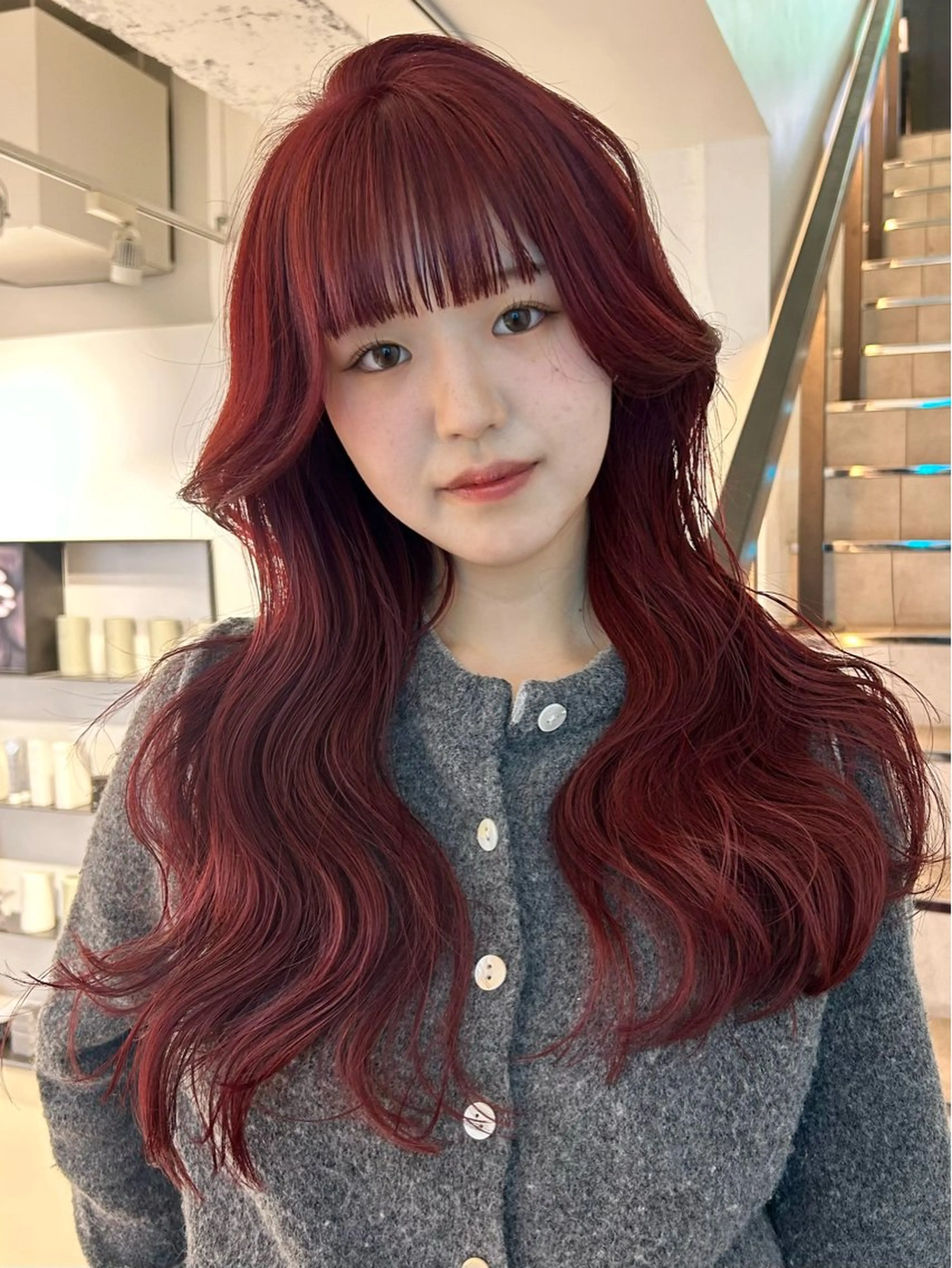 ミディアム カラー ヘアカラー 🌟暖色系ハイトーン 🌟AIのヘアスタイル