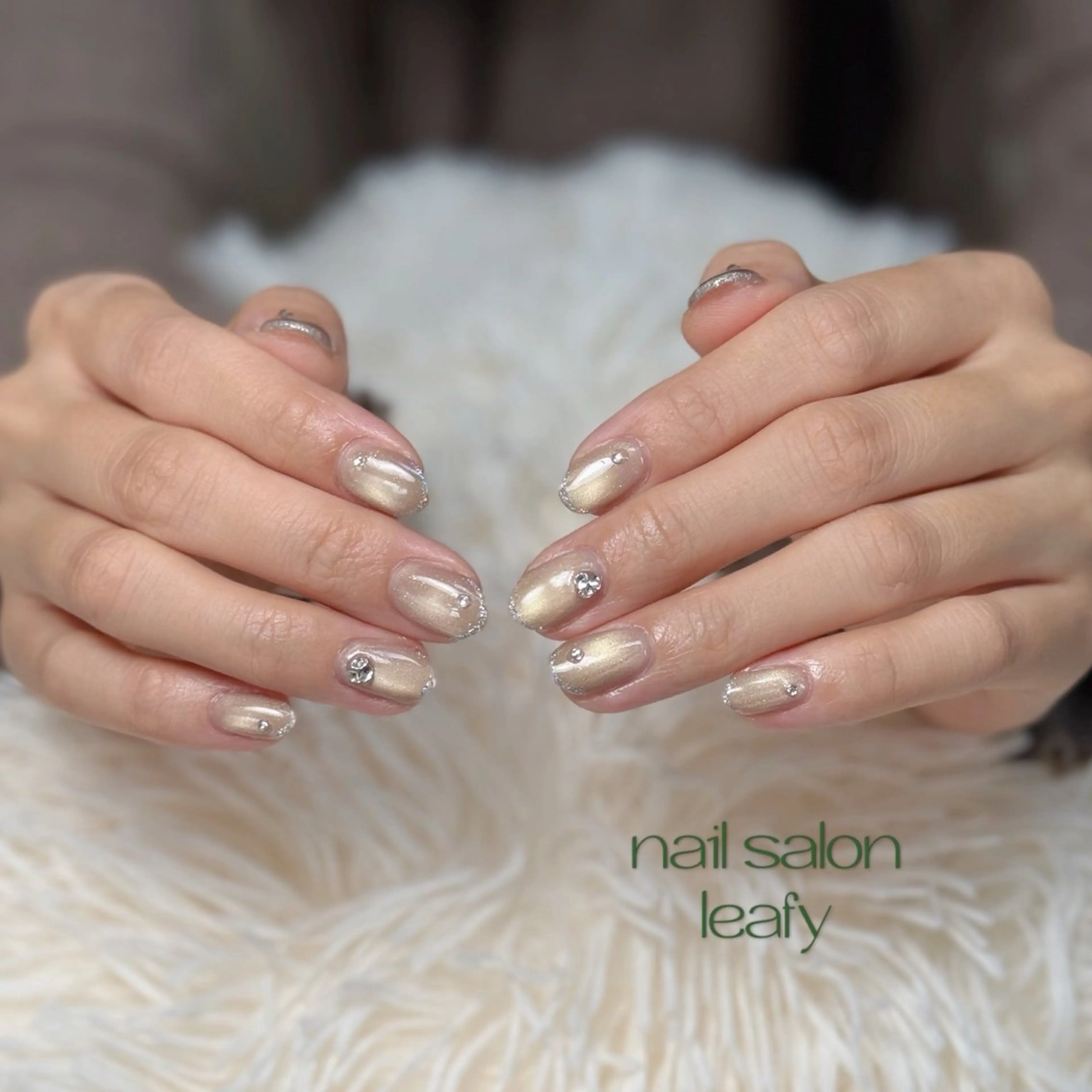 ネイル アートネイル ブライダルネイル ハンドネイル ネイルサロン leafyのネイルデザイン
