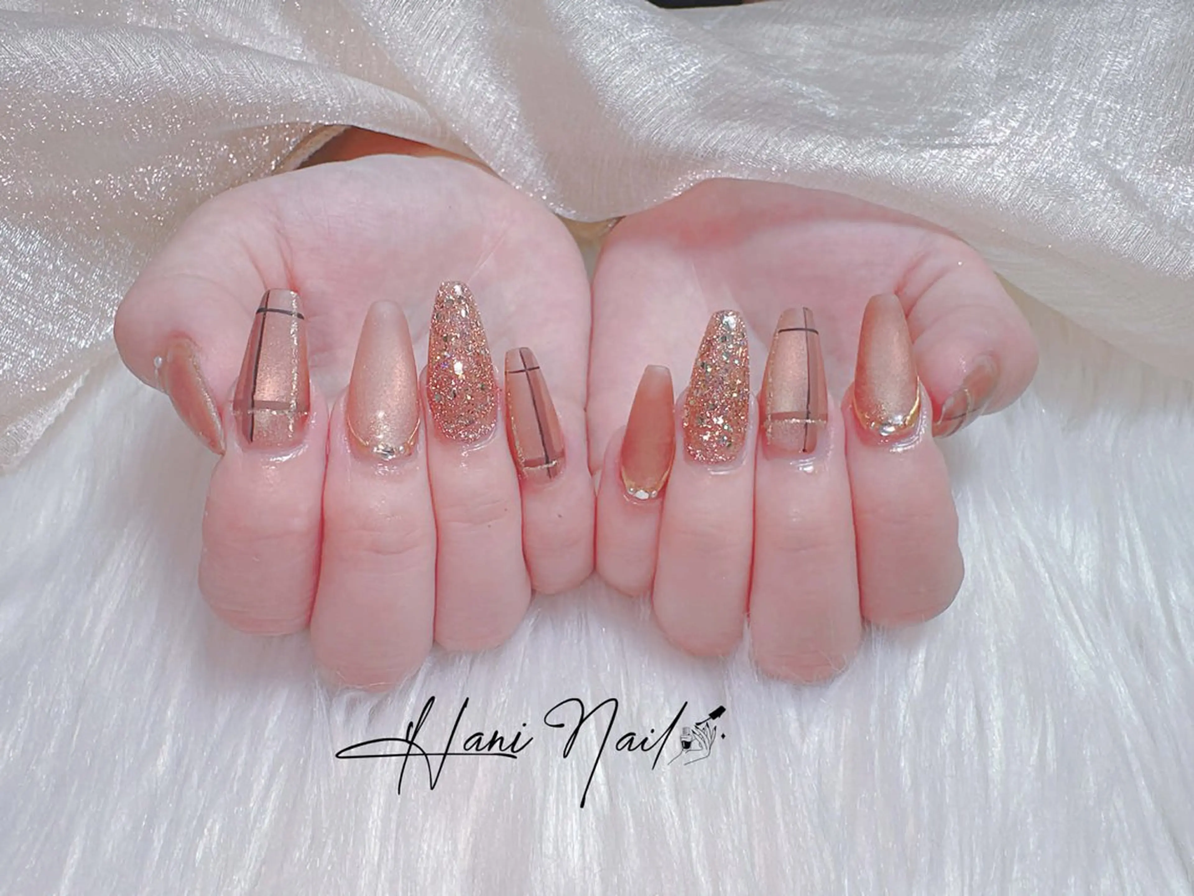 【10本チップ長さだし】 持ち込みデザイン+デザインやり放題+パ ーツ無制限付け放題 (アート5-6本程度)の写真