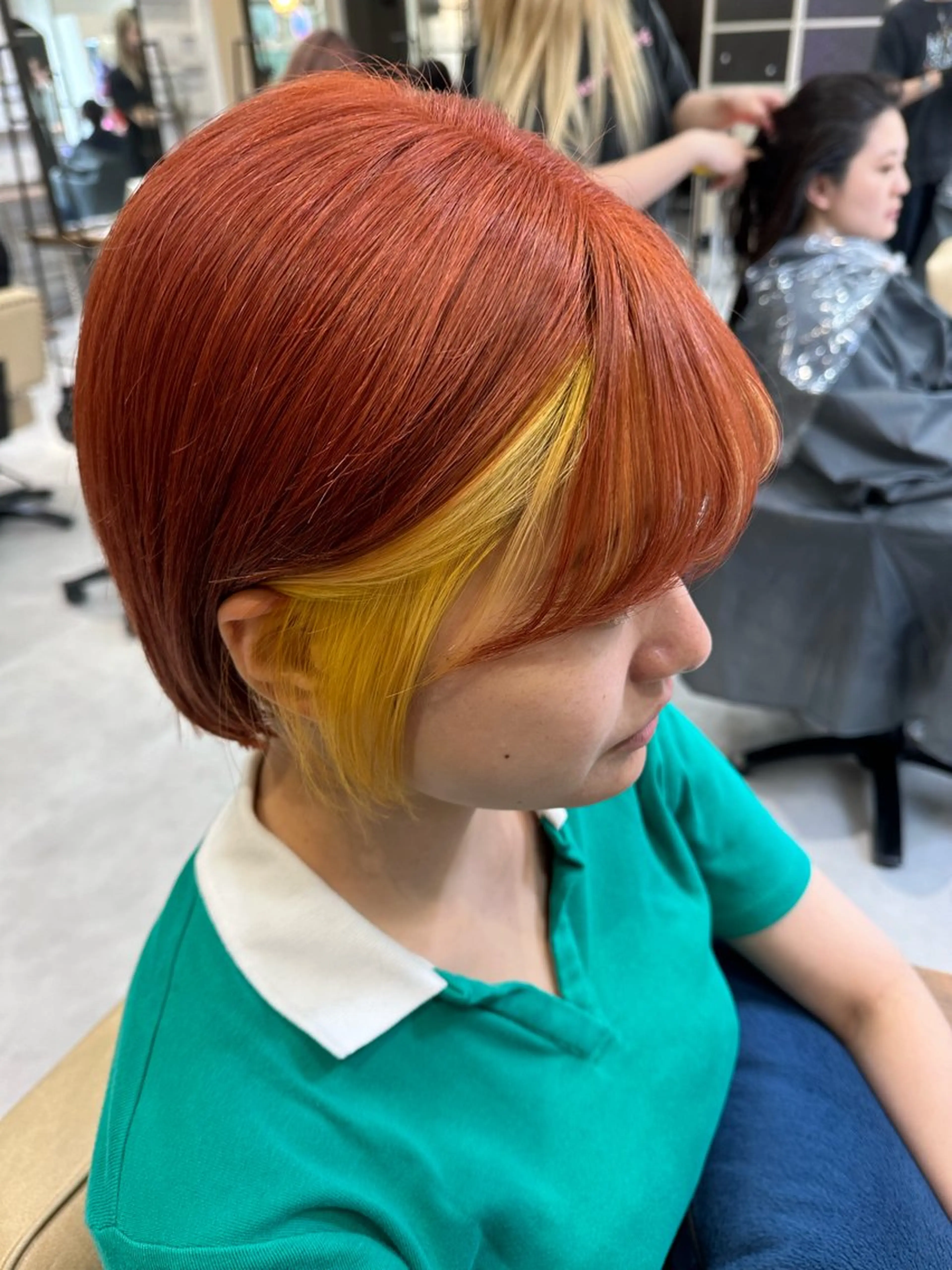 ショート カラー 髪質改善AUSTIN登戸所属・野村 一花 / 暖色 カラー / Wカラーのヘアスタイル