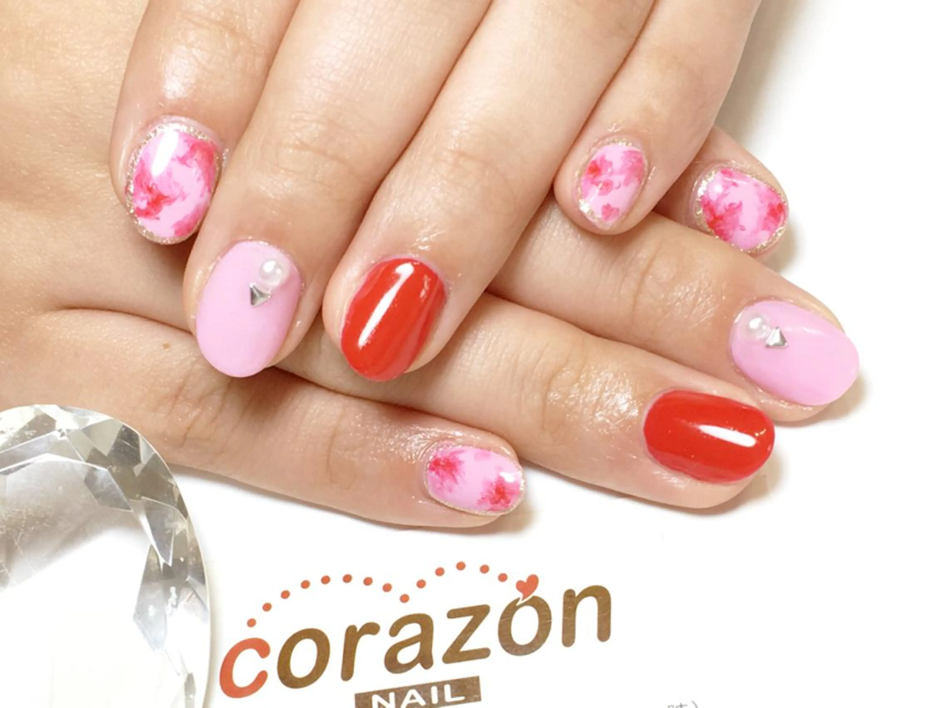 ネイル 成人式 ピンク 赤色 corazon所属・ネイリスト aicoのネイルデザイン