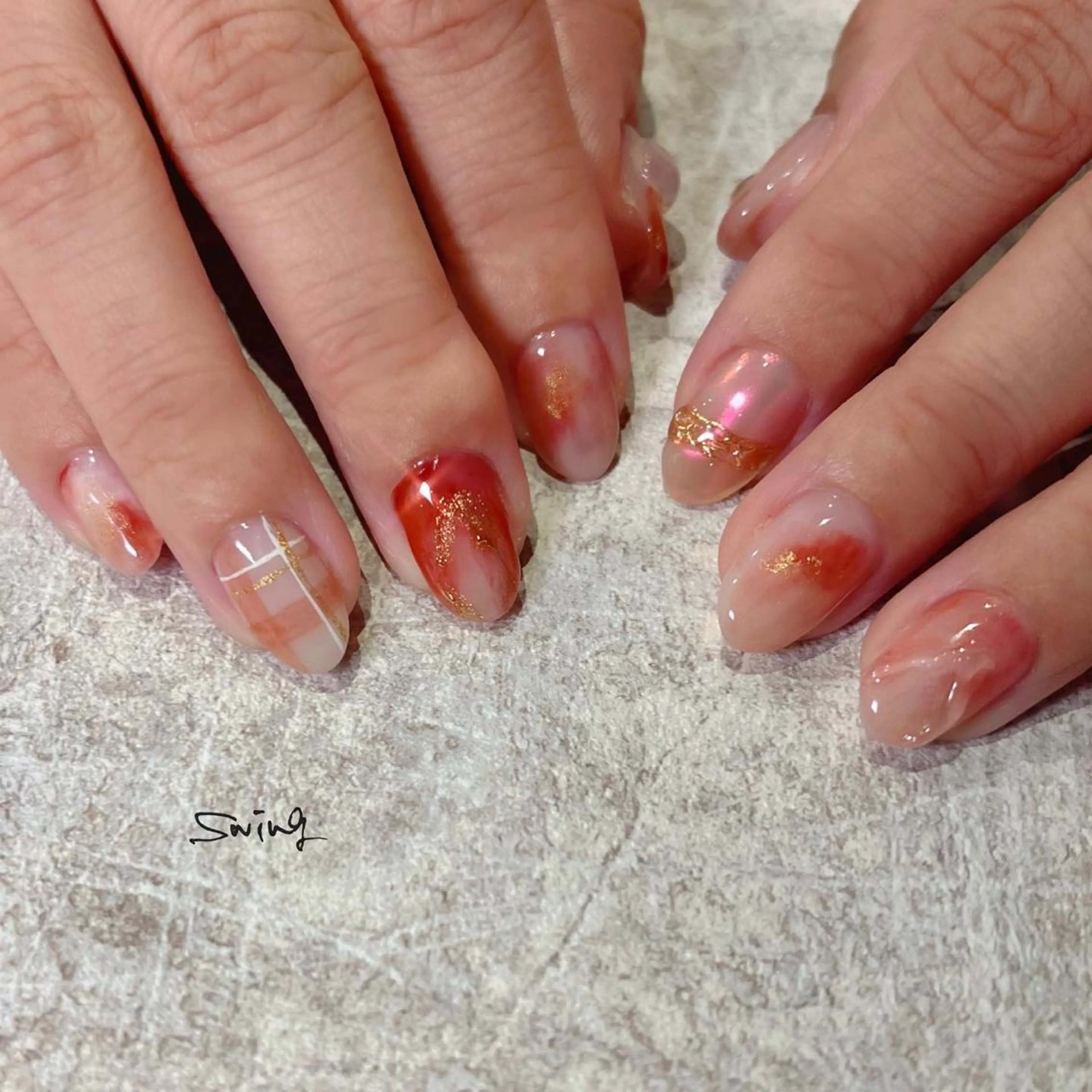ネイル ニュアンスネイル SWING Nail Salon所属・Yoshida Takakoのネイルデザイン