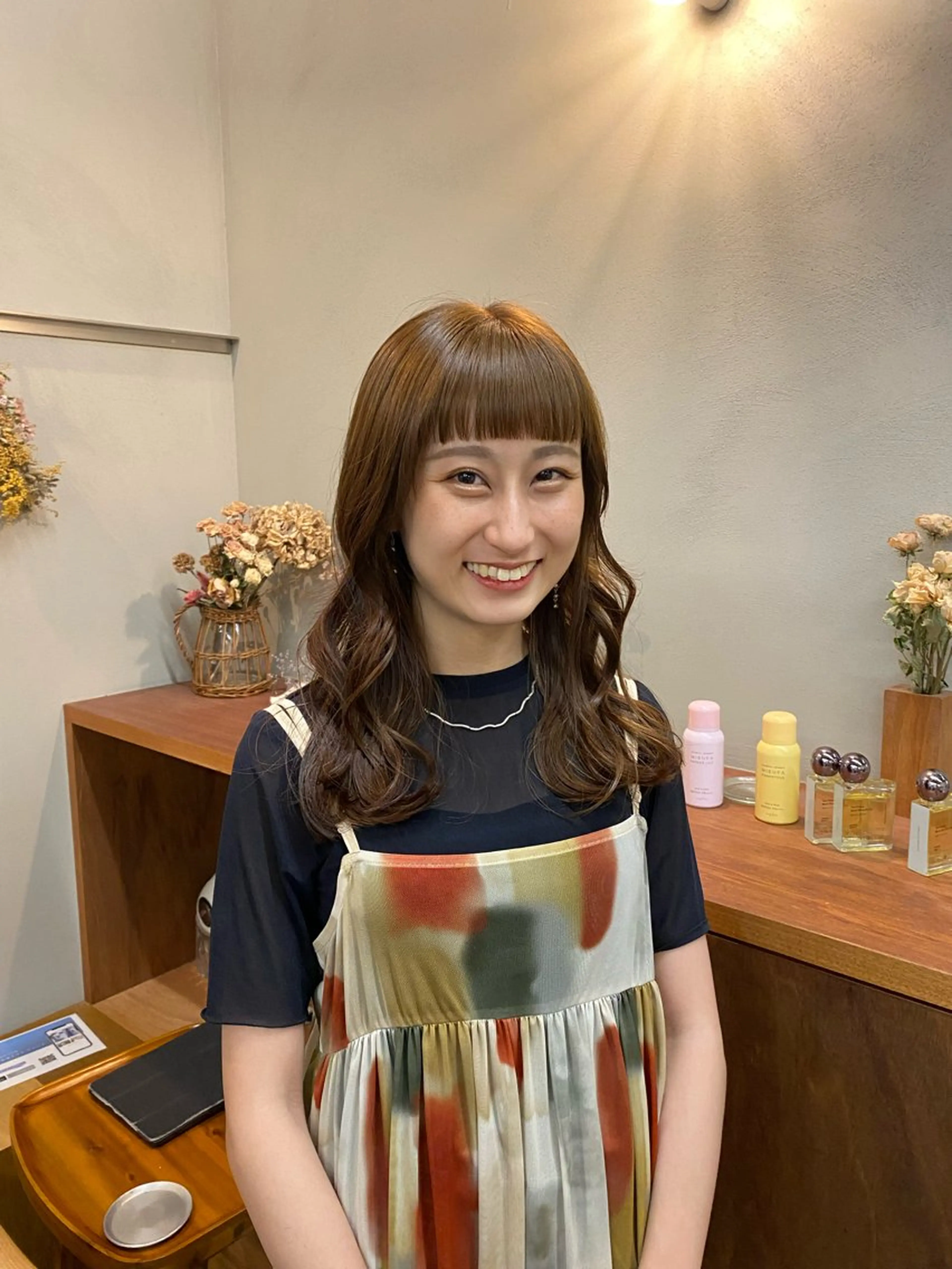 セミロング カラー ブラウンカラー NIKO/名古屋/ 伏見/花屋併設のヘアスタイル