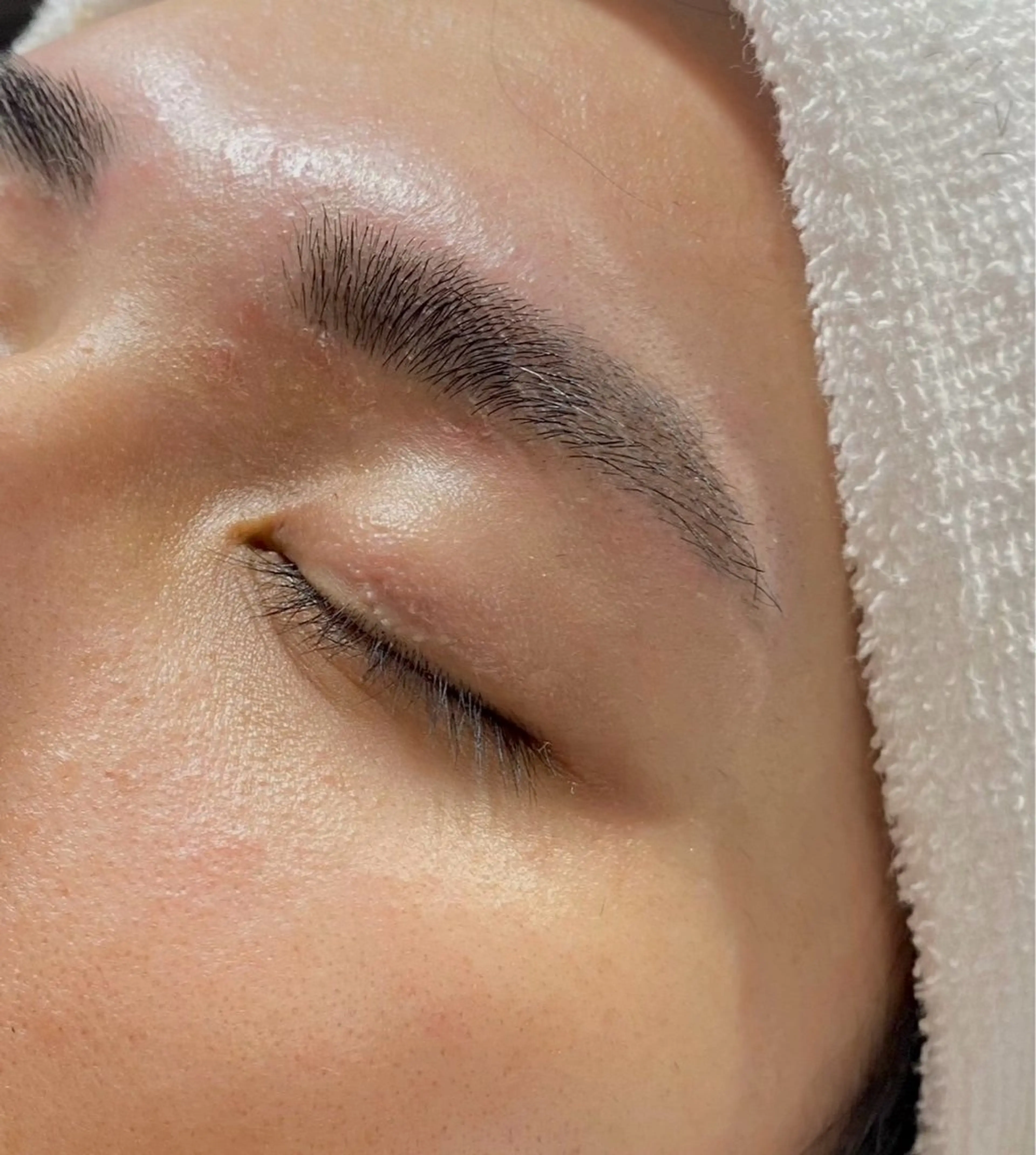 アイブロウ 眉毛ワックス脱毛 ✨🦄韓国風レイヤ ー🦄✨林あかりのヘアスタイル