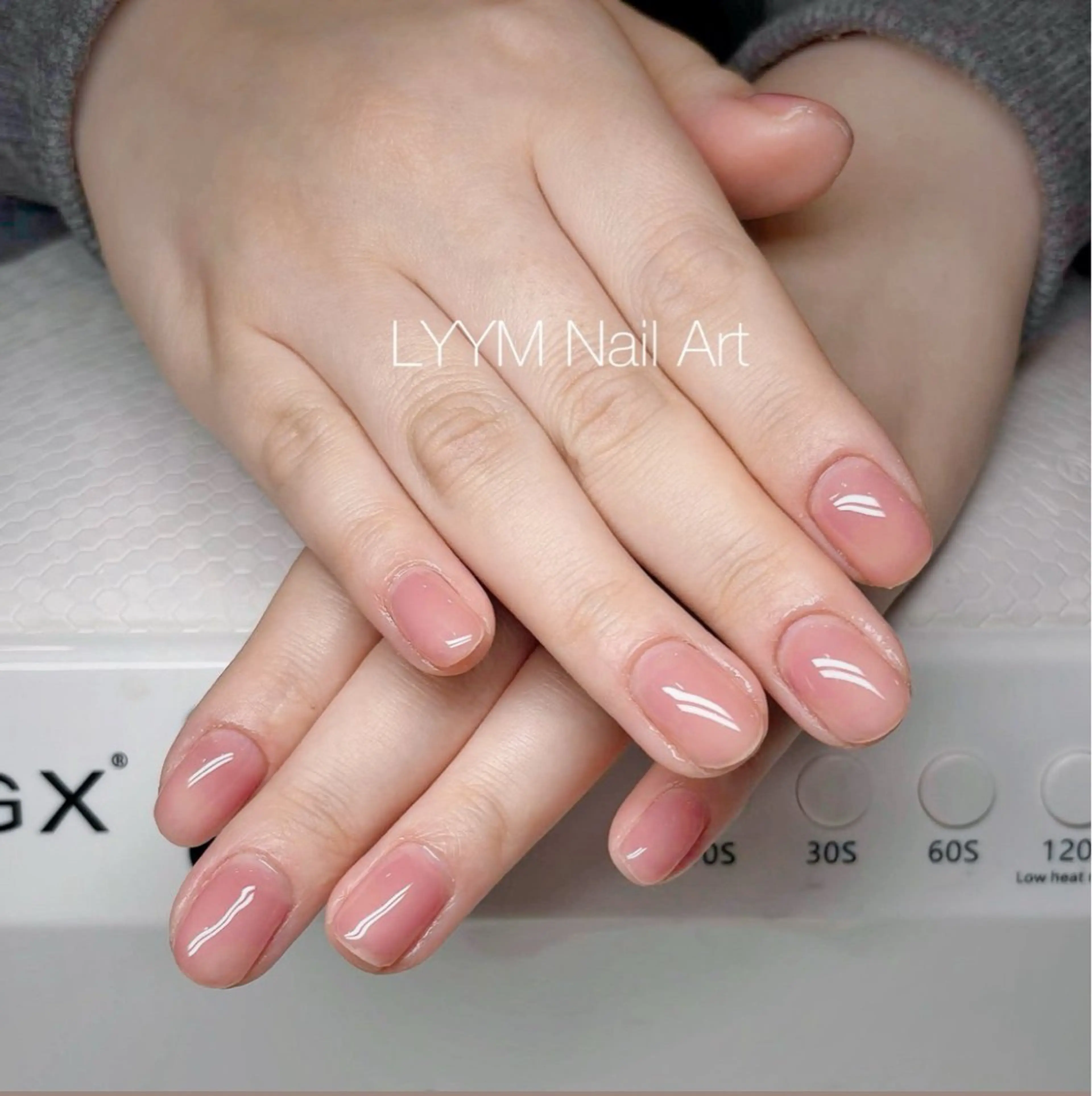 ネイル オフィスネイル ピンク シンプルネイル ゆ きのネイルデザイン