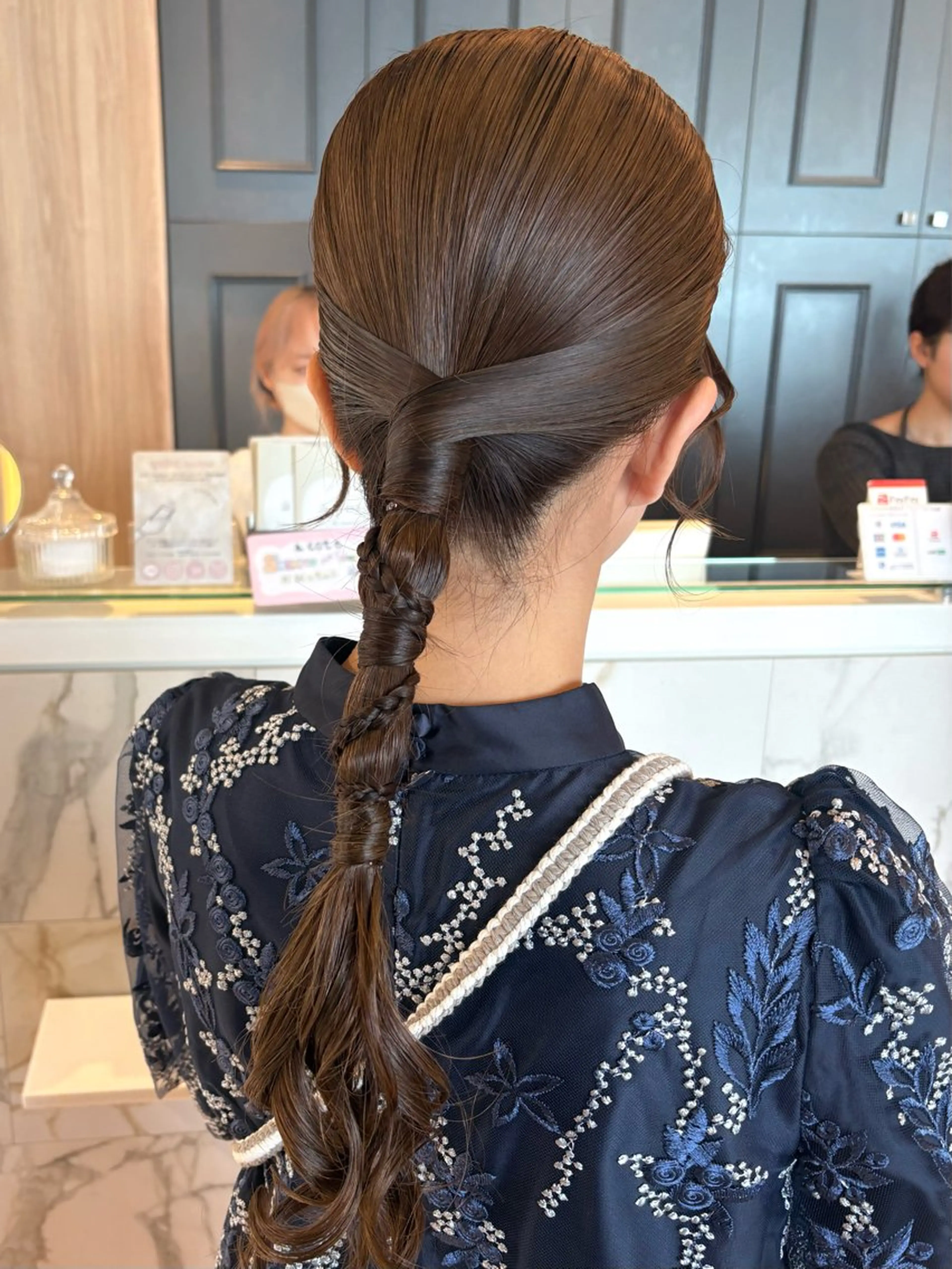 ロング ヘアアレンジ ヘアセット 無料カットモデル/ セット/COCOKAのヘアスタイル