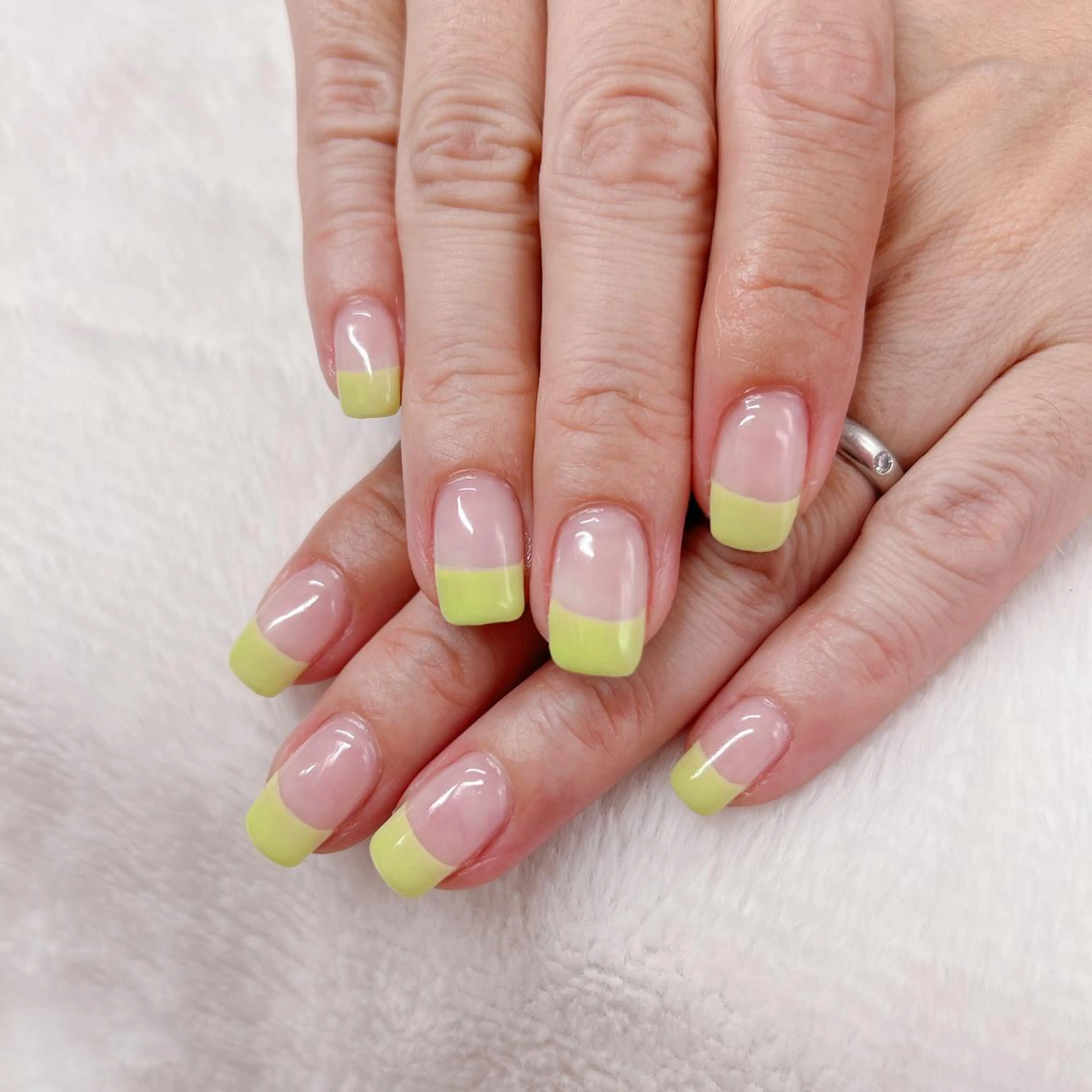 ネイル ハンドネイル Emi lyのネイルデザイン