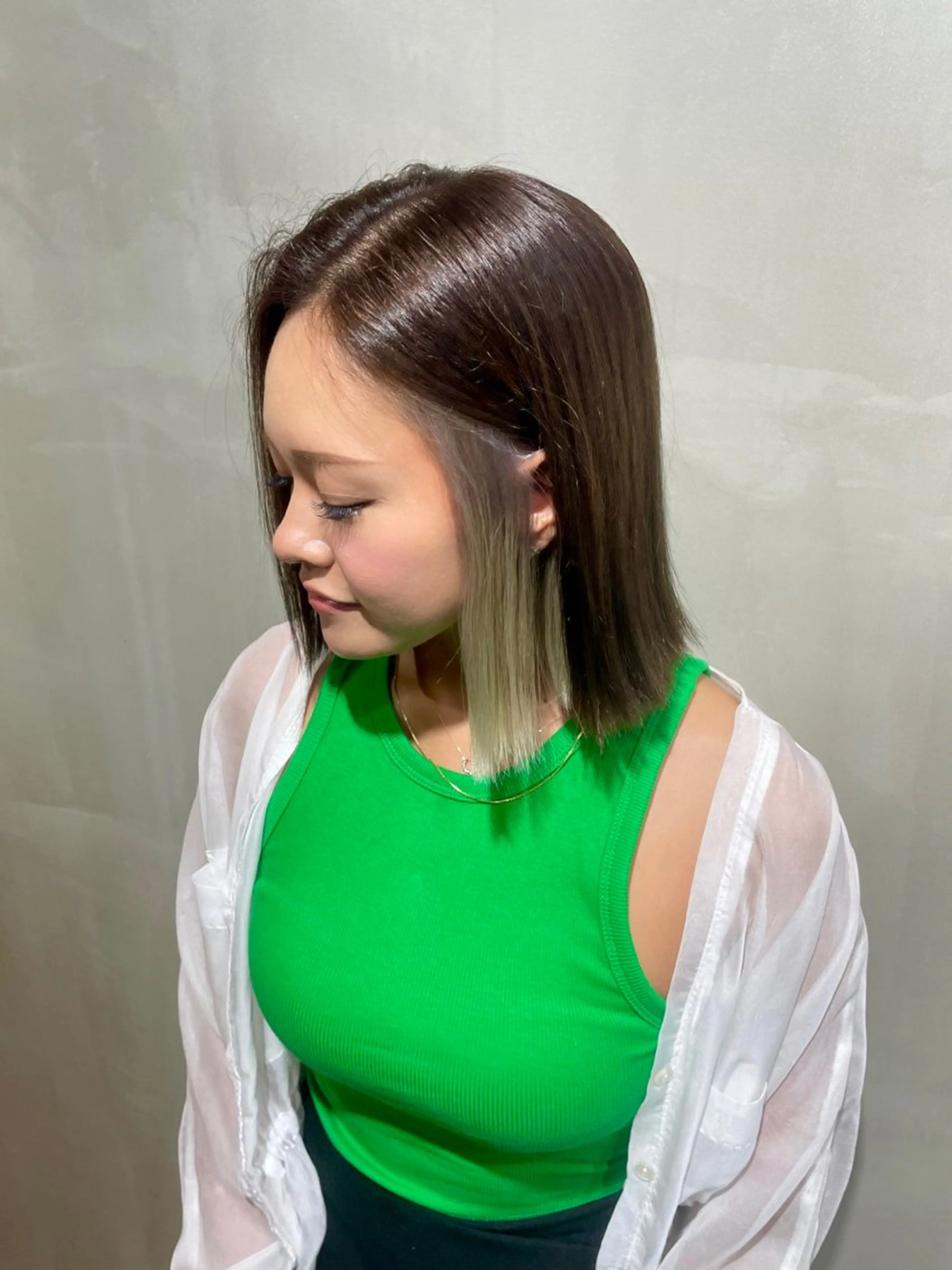 ショート カラー ブリーチ インナーカラー カノン/アニオタ🧡 暖色/酸性ストレートのヘアスタイル