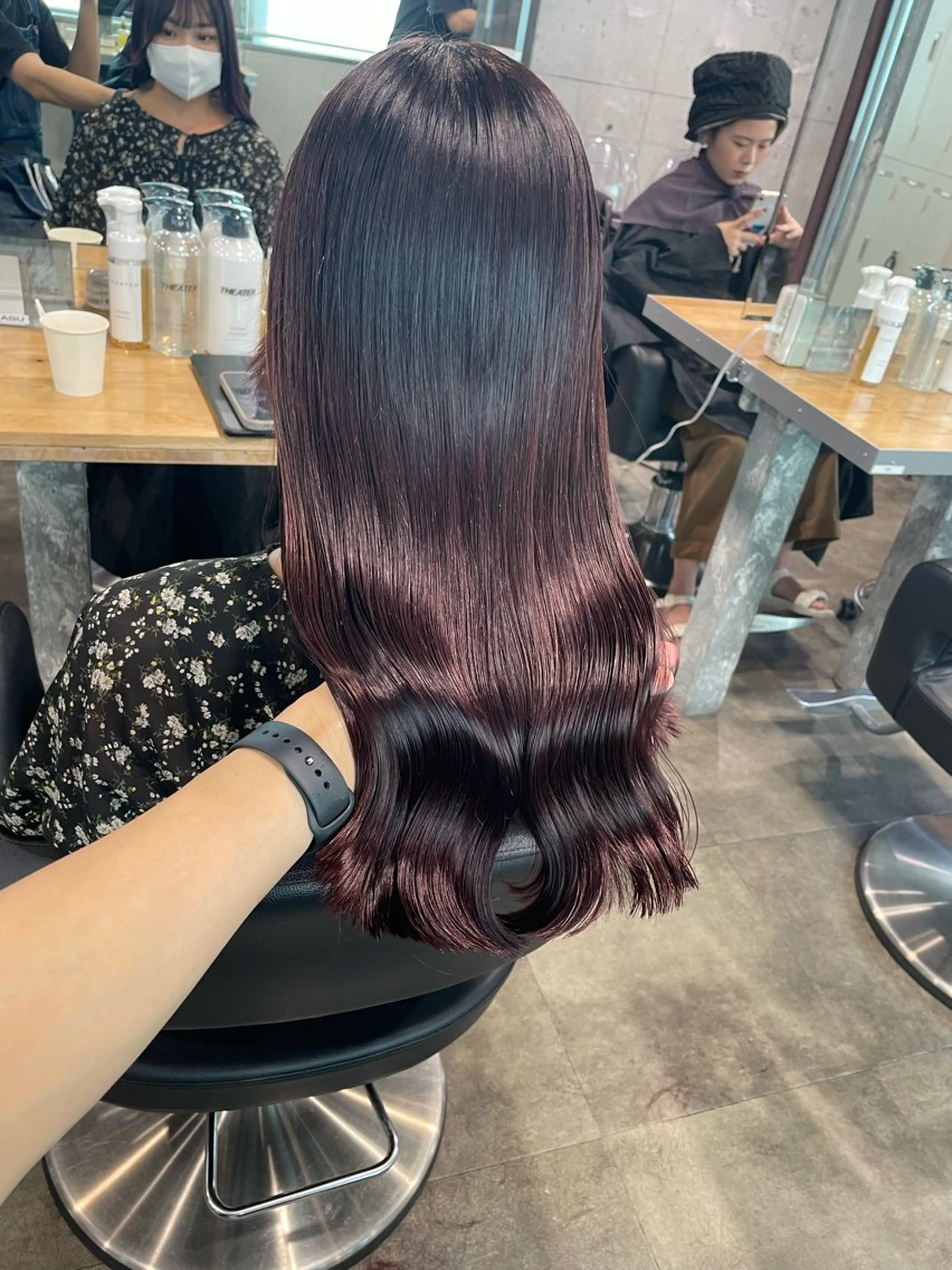 ロング カラー カット ヘアカラー トリートメント ヘッドスパ ヘアセット ベージュカラー💖 やすひろのヘアスタイル