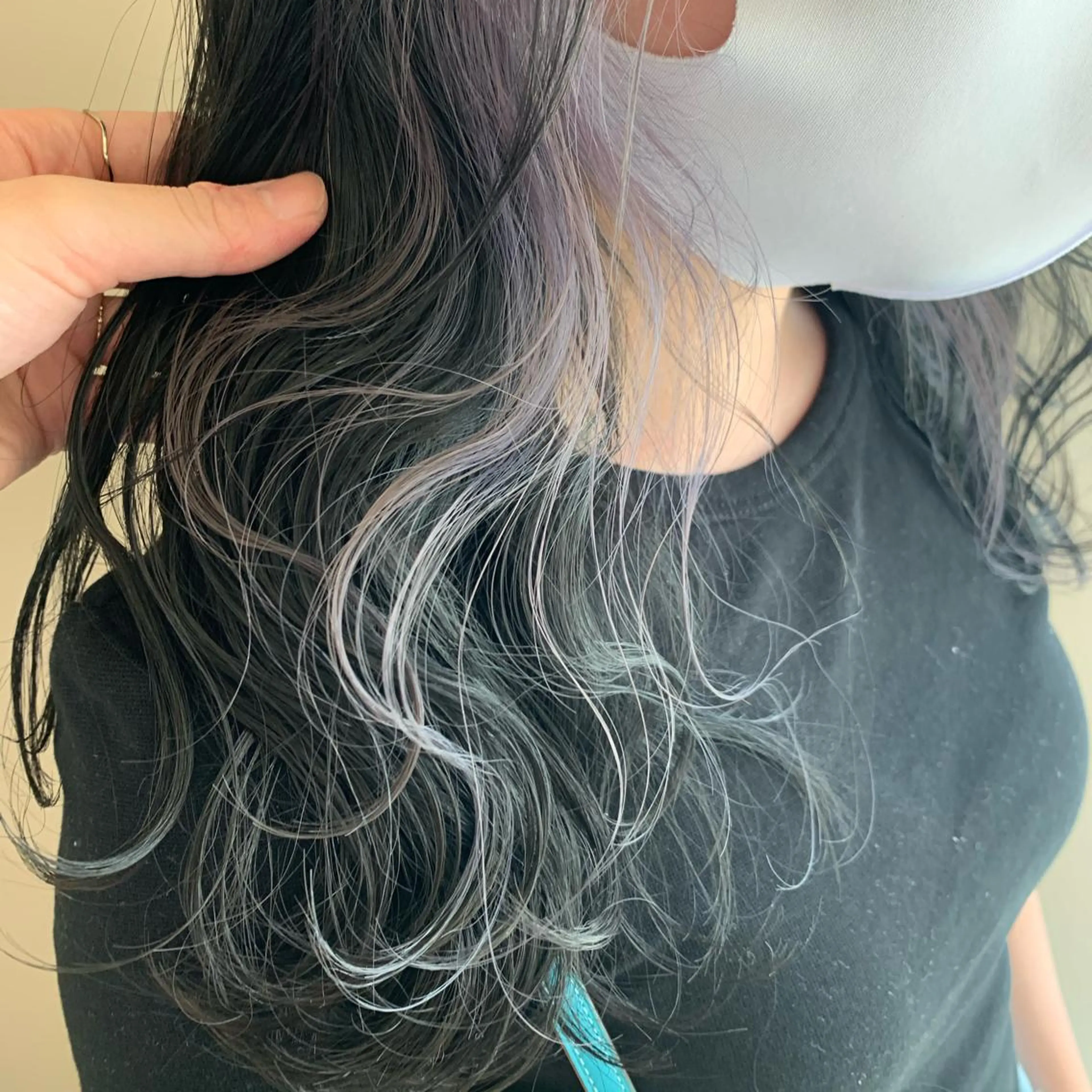 セミロング カラー ハイトーン/ウルフ /レイヤー/坂野幸伸のヘアスタイル