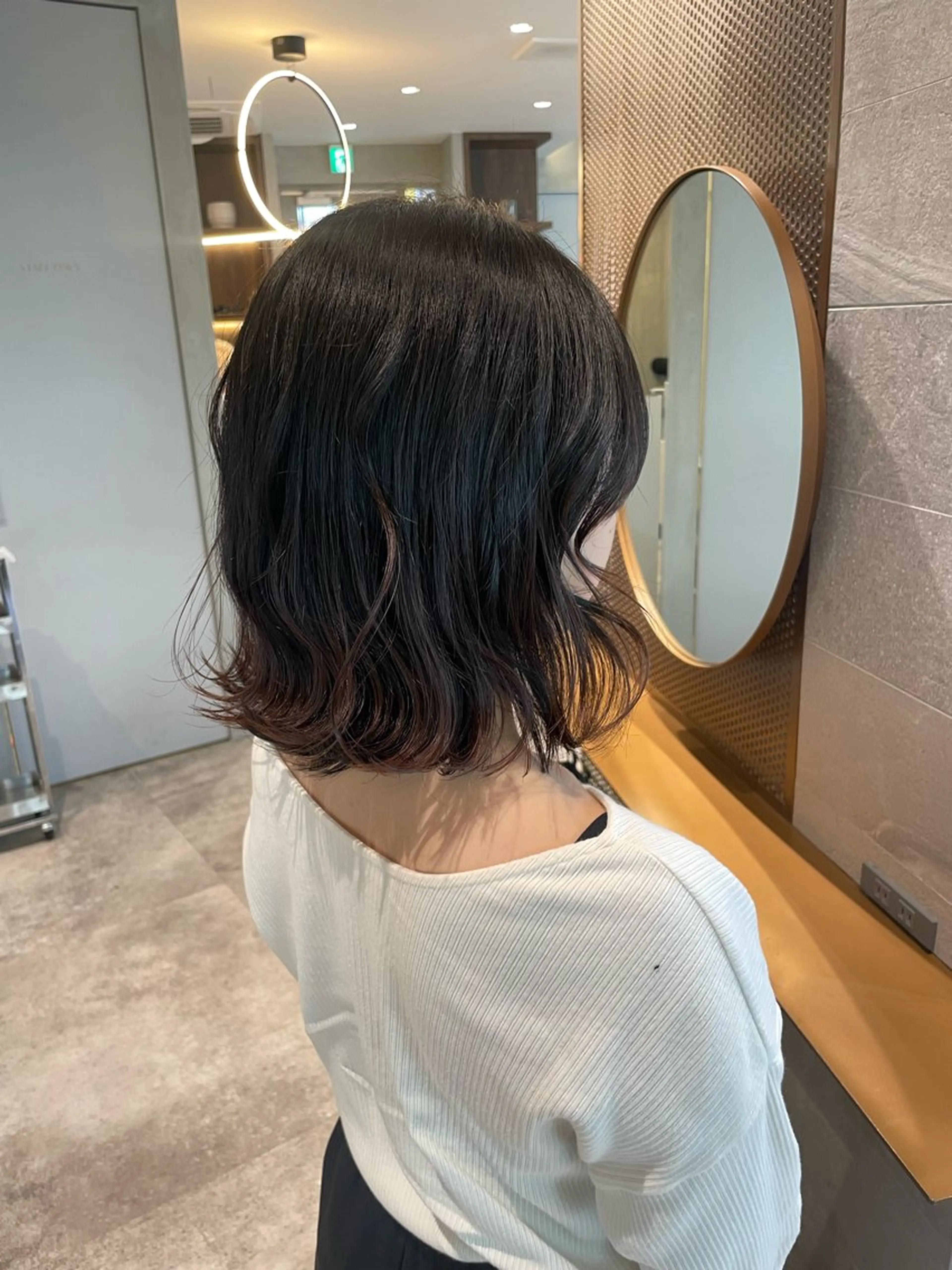 ミディアム Toiro 新宿所属・新宿/新宿三丁目 yuinaのヘアスタイル