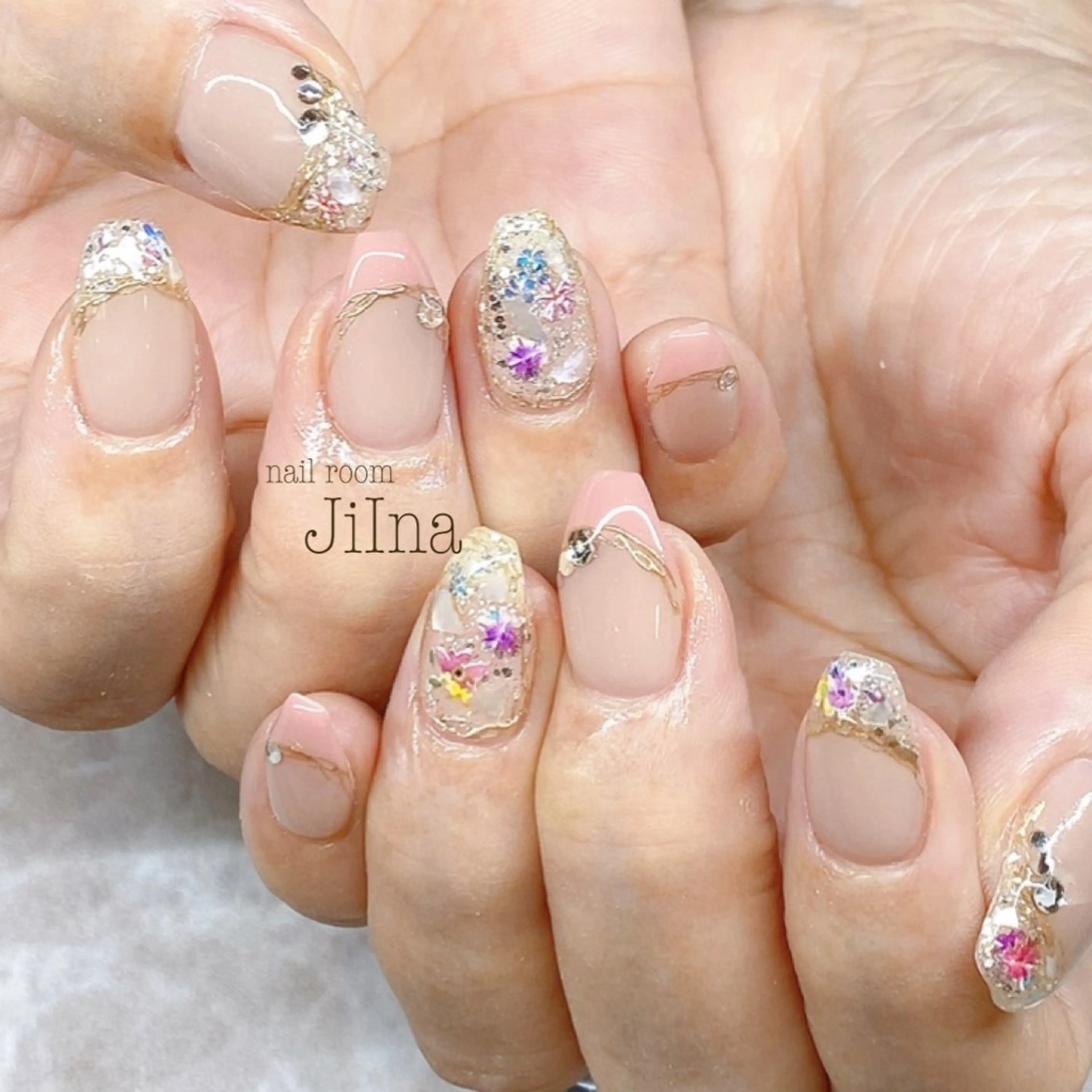 ネイル 持ち込み JiIna nailのネイルデザイン