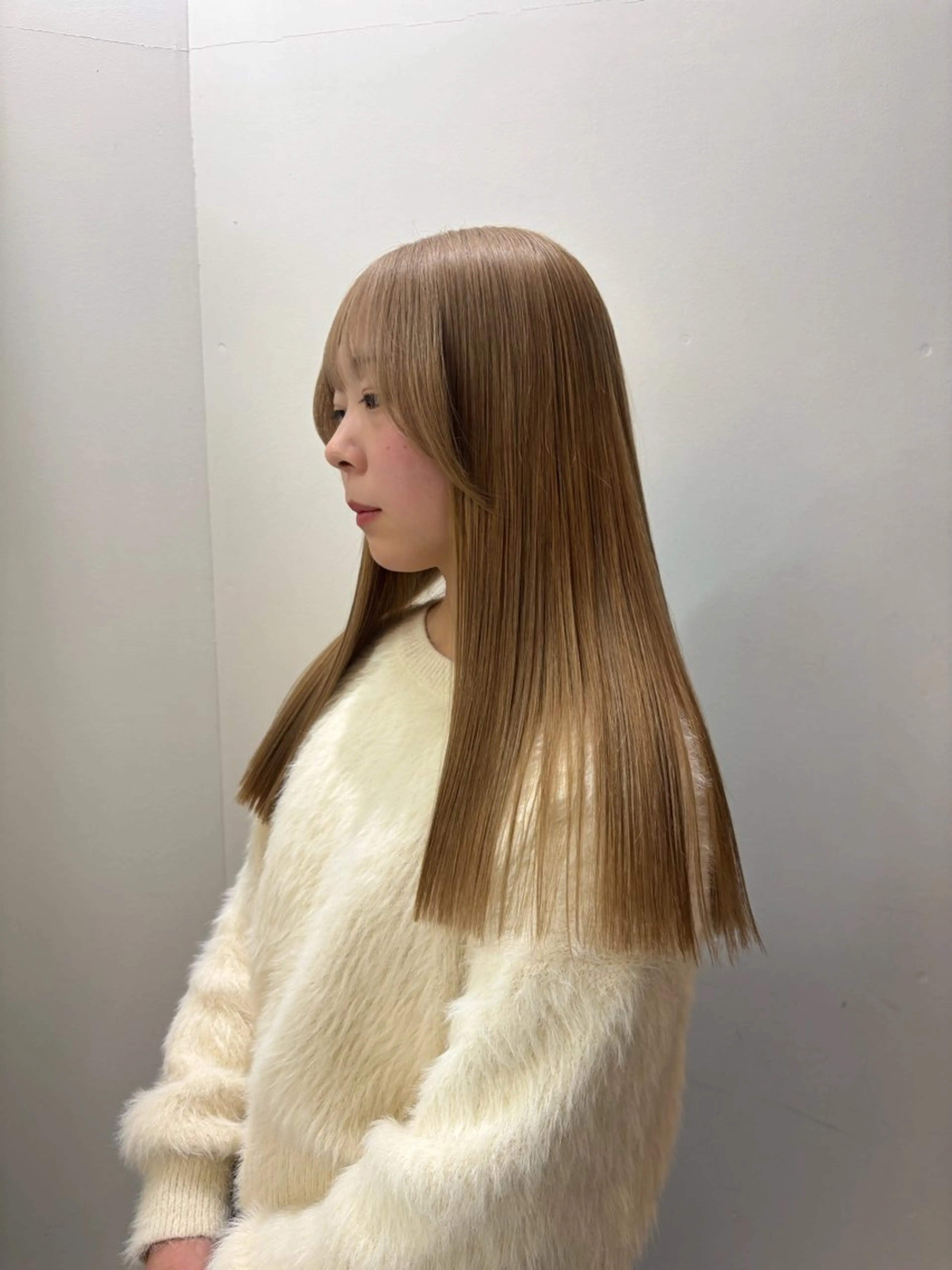 ロング カット ヘアカラー トリートメント ☘️かわいいハイトー ン☘️nonokaのヘアスタイル