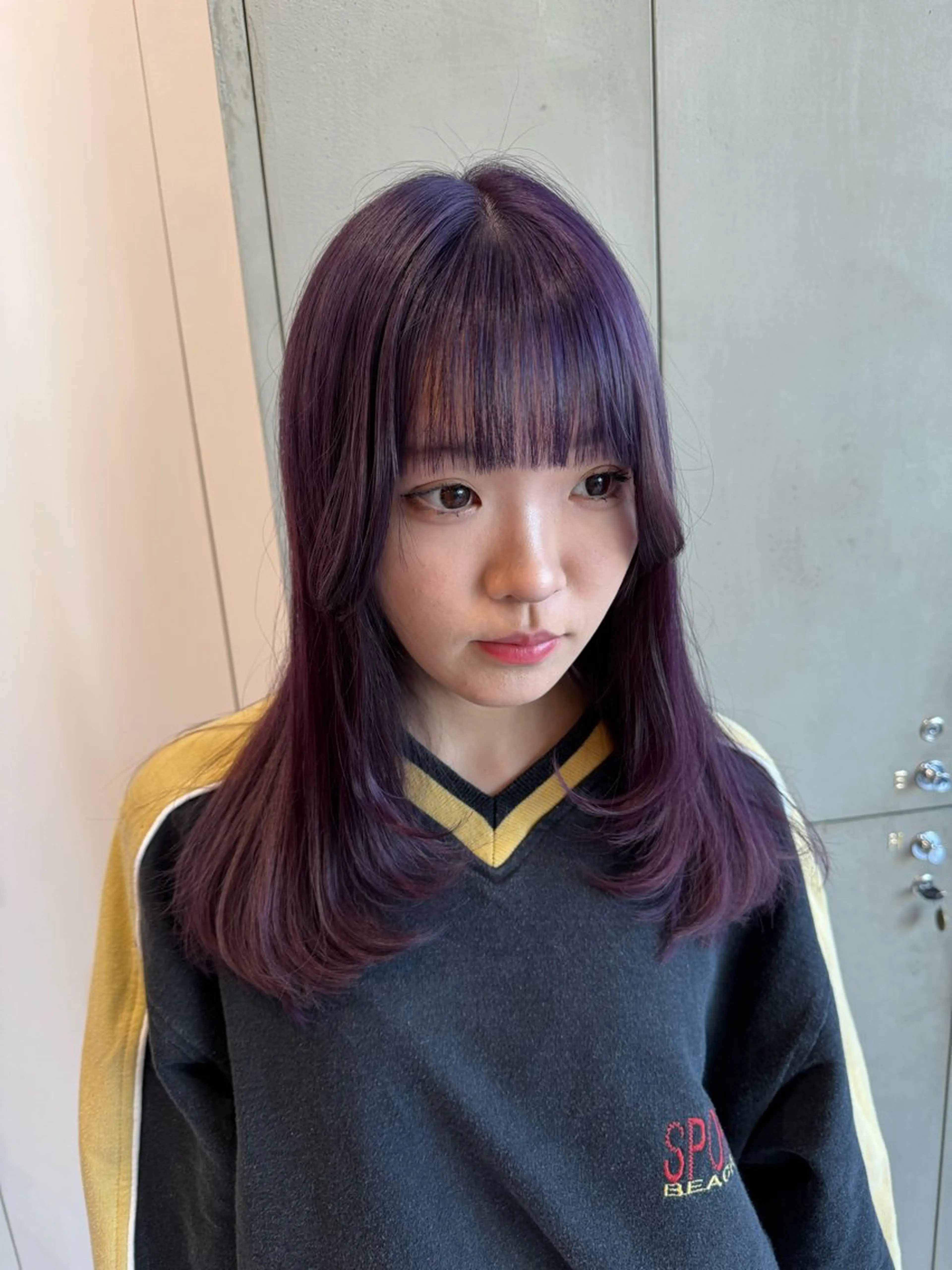 セミロング カラー ブリーチ ラベンダーカラー 顔まわりレイヤー レイヤーカット ｱｵﾇﾏﾐﾕ☁️ /ボブ/ハイトーン/のヘアスタイル