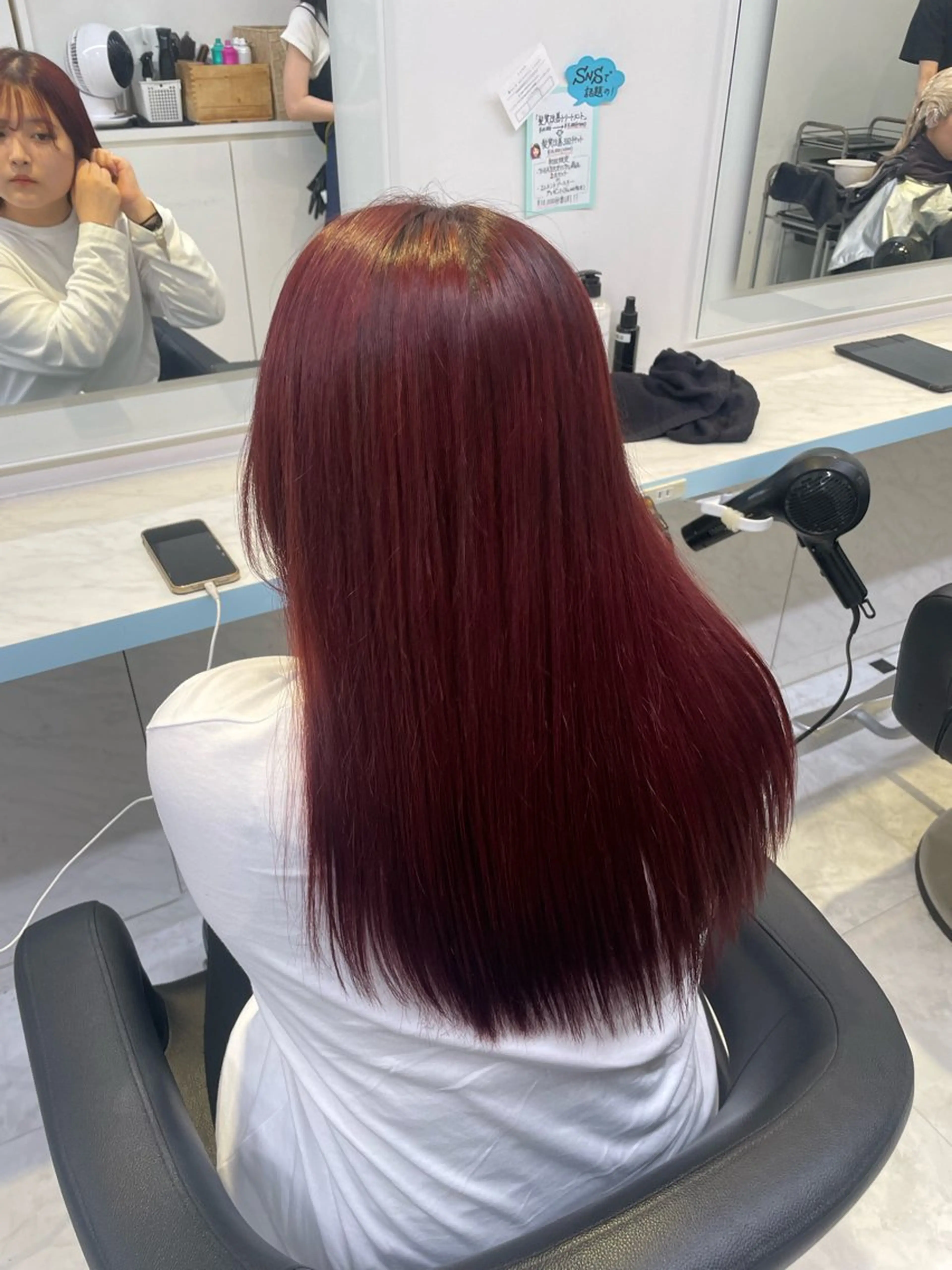 ロング カラー ハイトーン🤍ブロン ド🤍MISAKIのヘアスタイル