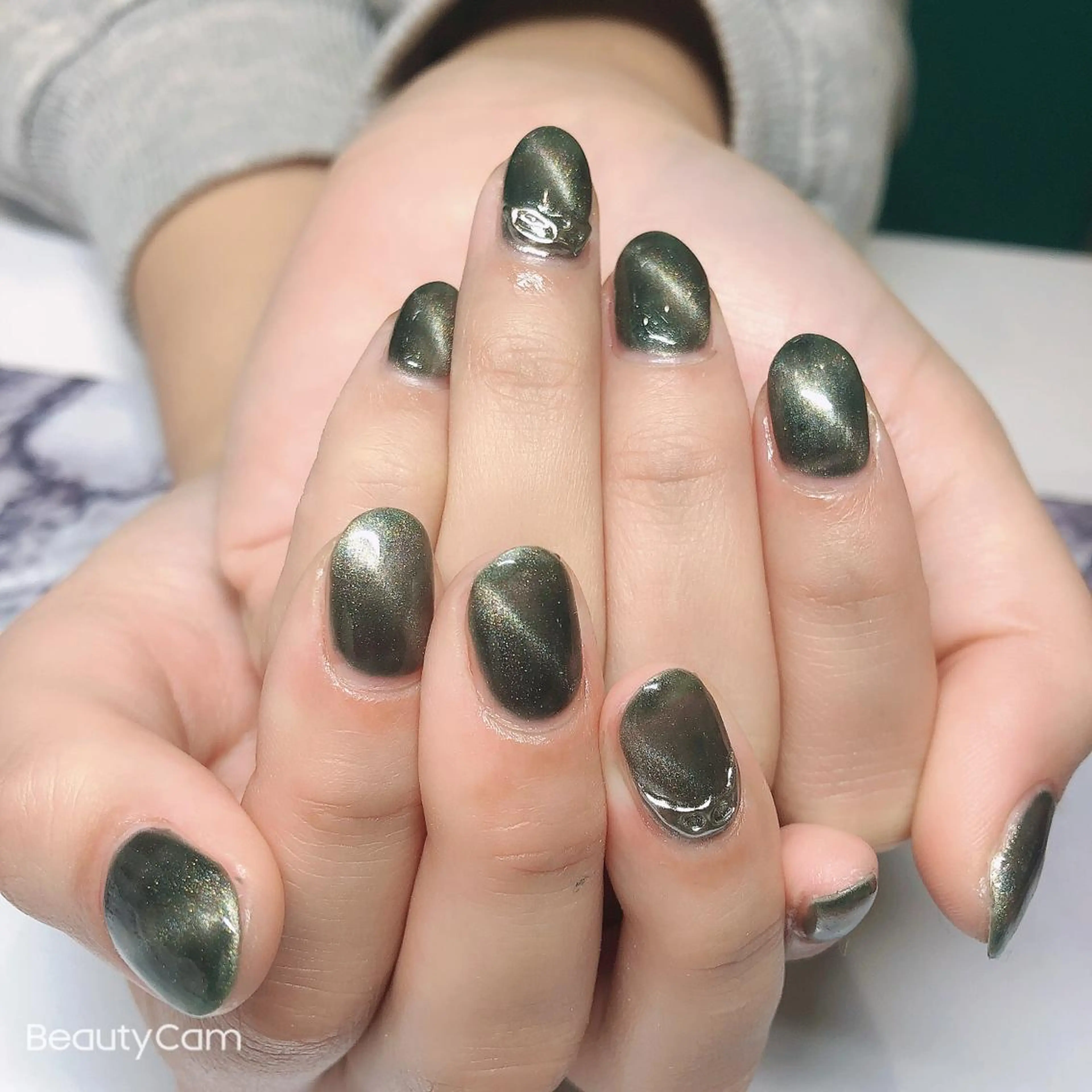 ネイル Guarendo錦糸町店所属・ガレンドウ 白澤 愛子のネイルデザイン