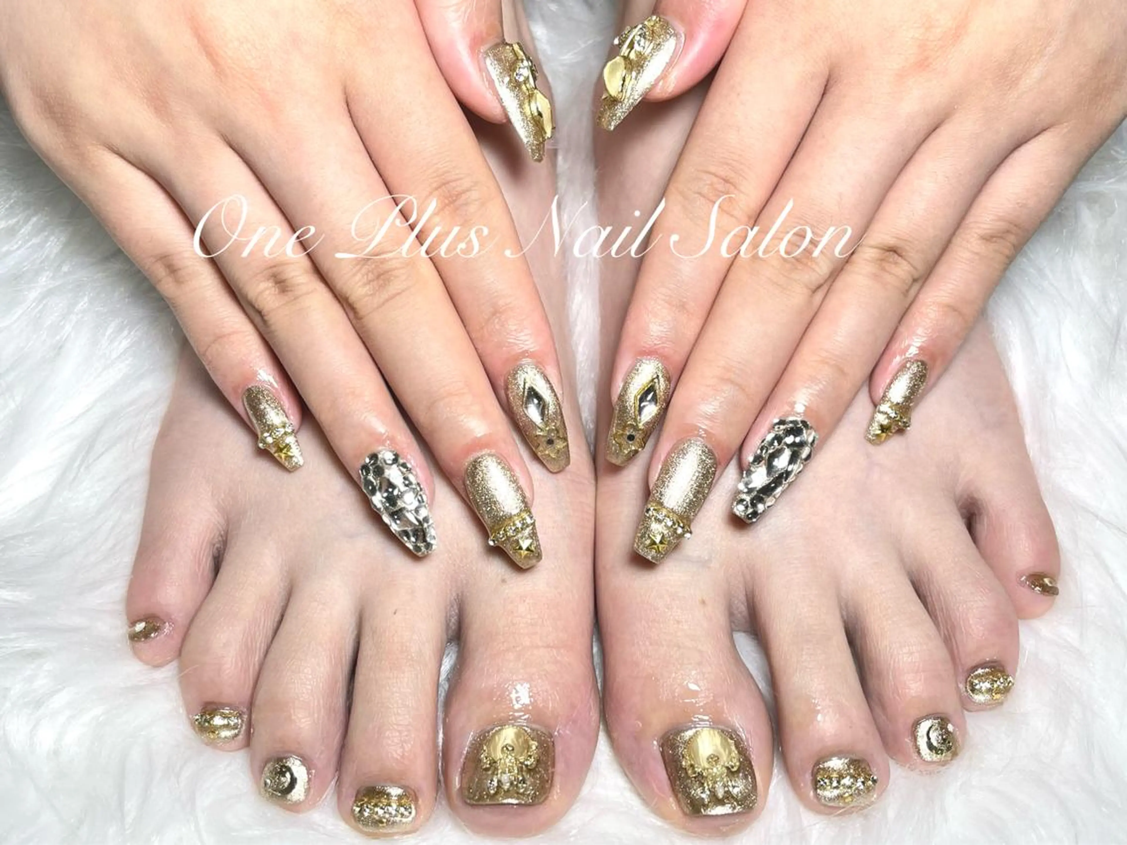 ネイル ハンドネイル フットネイル One Plus Nail Salonのネイルデザイン