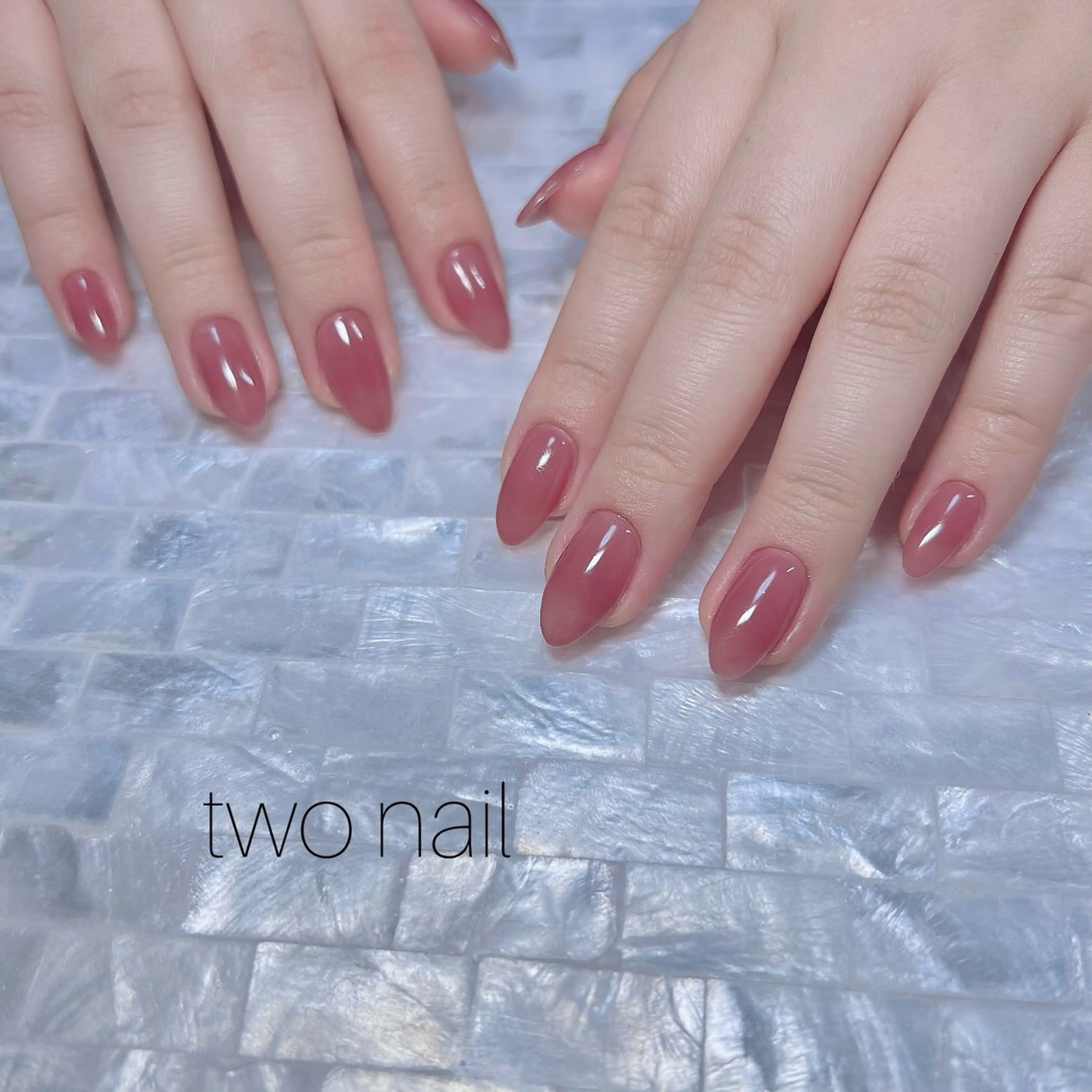 ネイル ネイルチップ ホワイト ハンドネイル two nailのネイルデザイン