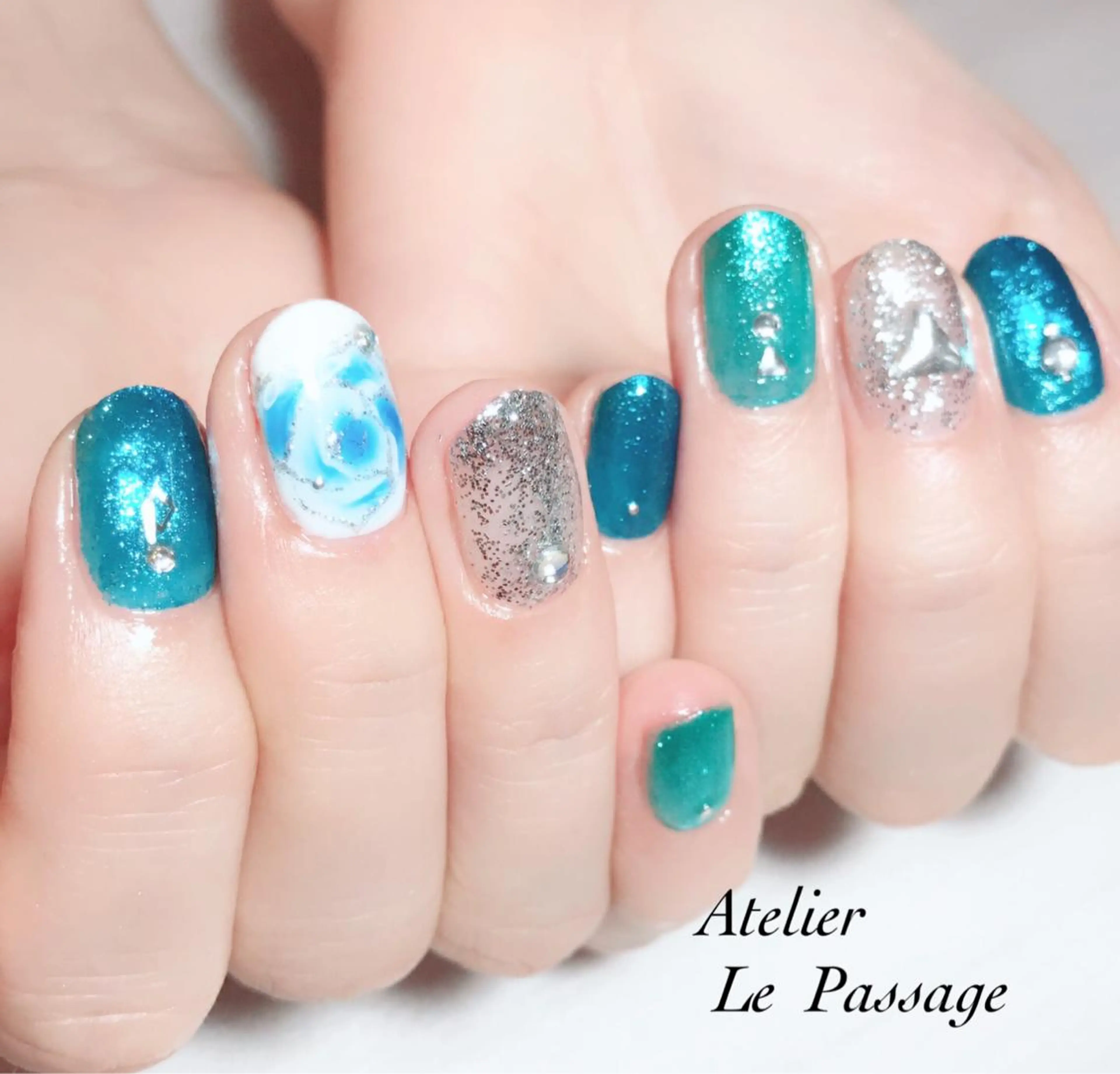 ネイル Atelier Le Passage所属・h nakatsukaのネイルデザイン