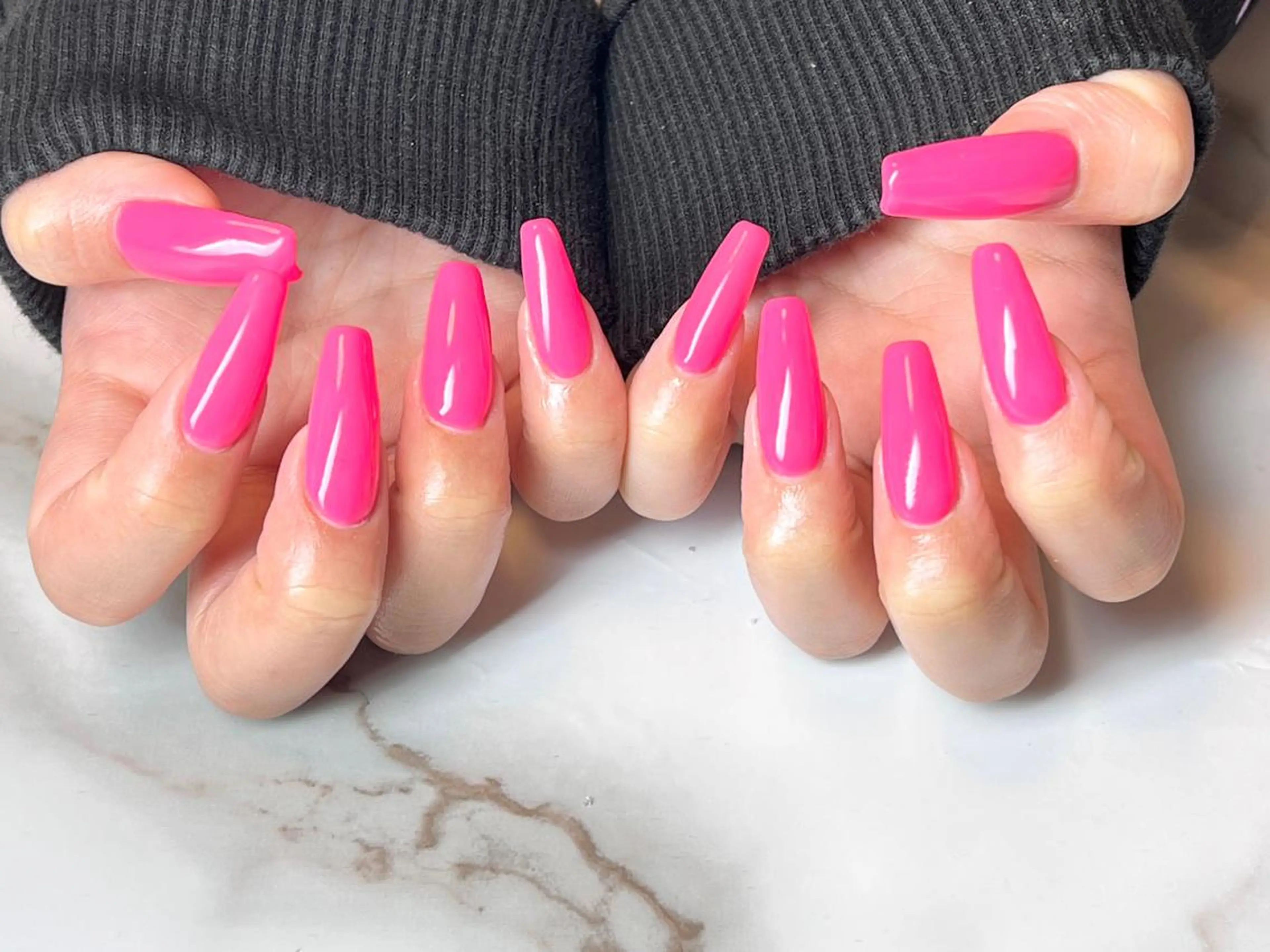 ネイル アートネイル フレンチネイル ジェルネイル マグネットネイル 持ち込み ハンドネイル ハンドケア ネイリスト シンのネイルデザイン