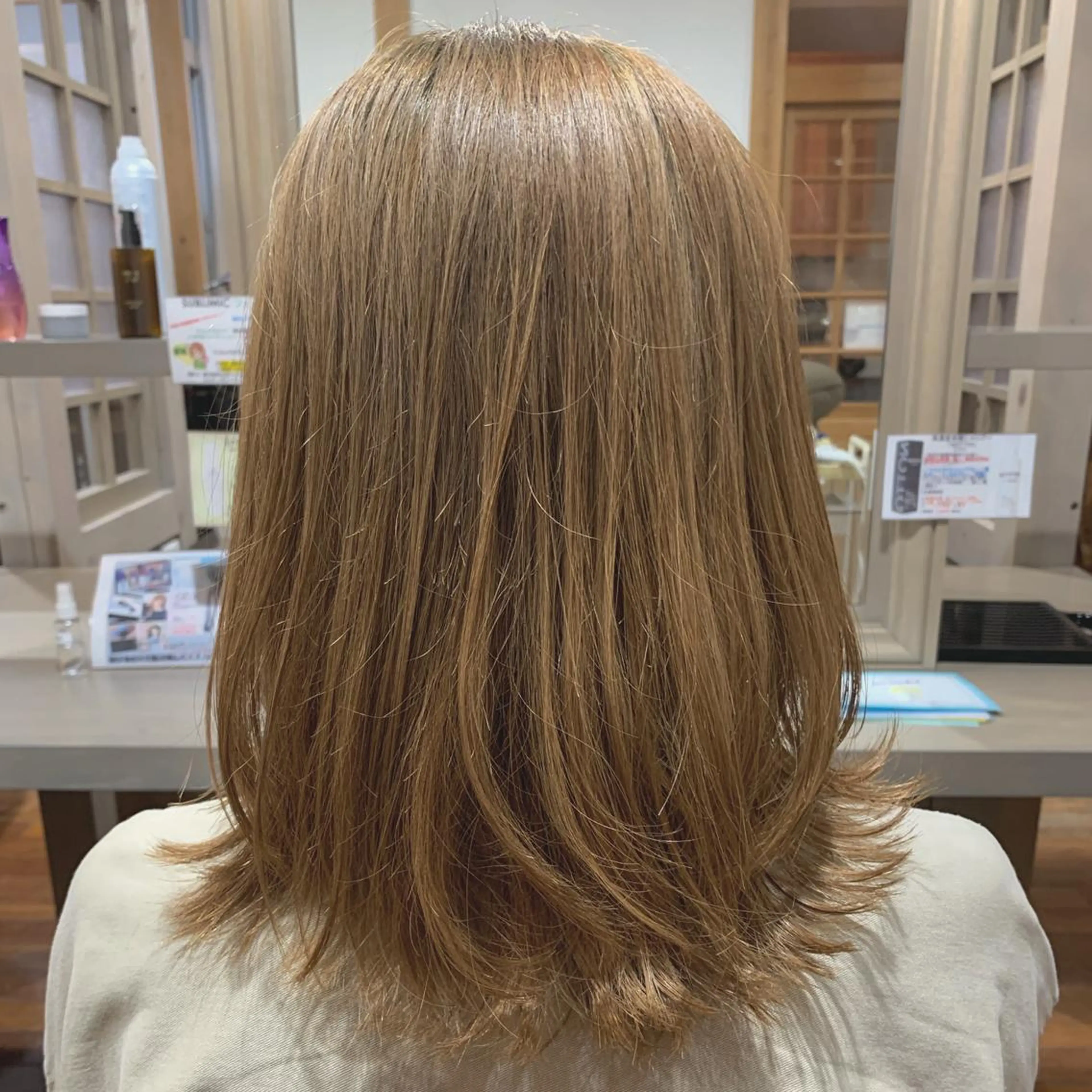 セミロング カラー ベージュカラー 狩野 くるみのヘアスタイル