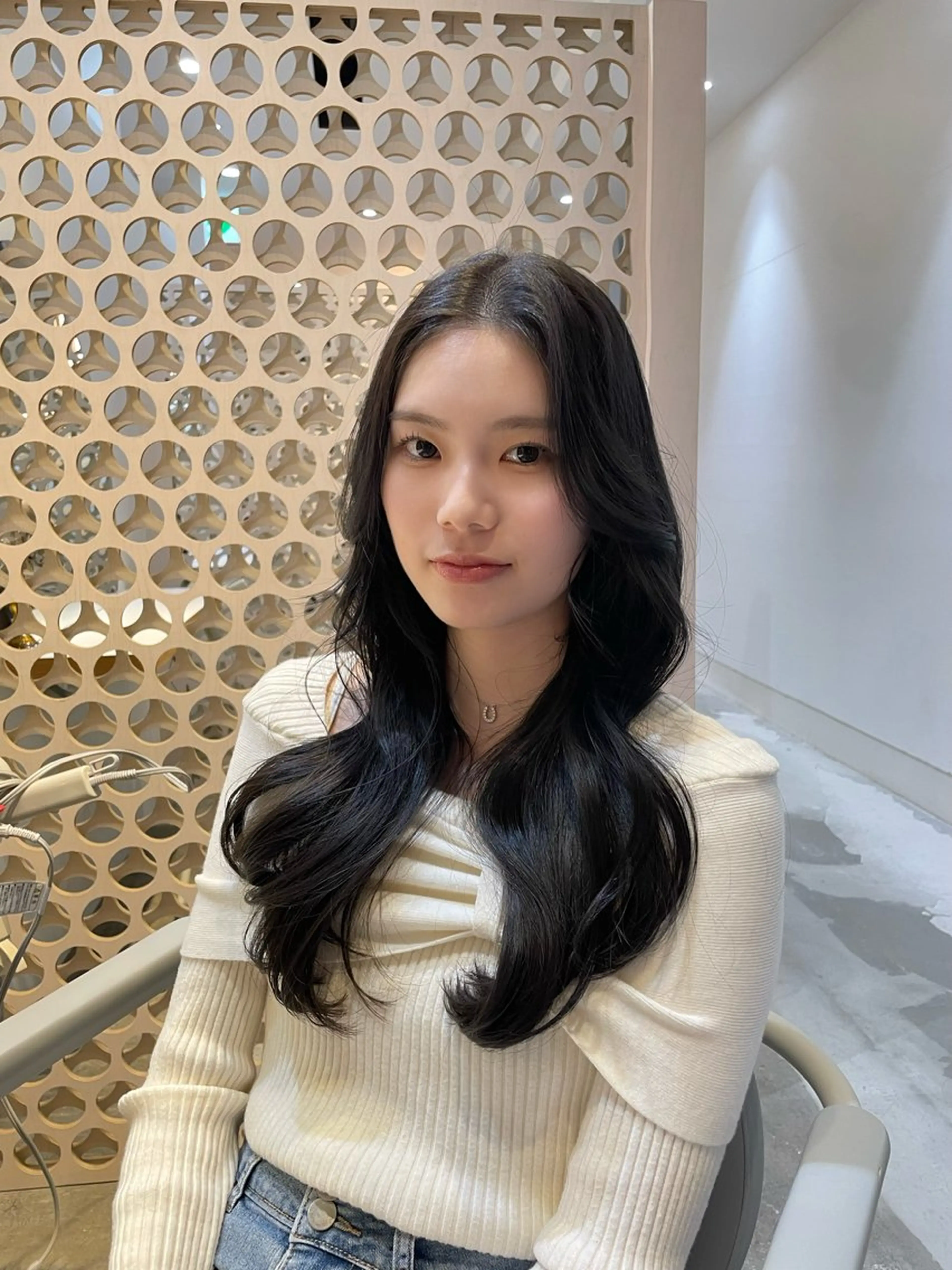 ロング 韓国風ヘア レイヤーカット ワンホンヘア nuu 栄所属・🧸SAKI🎀 韓国レイヤーのヘアスタイル