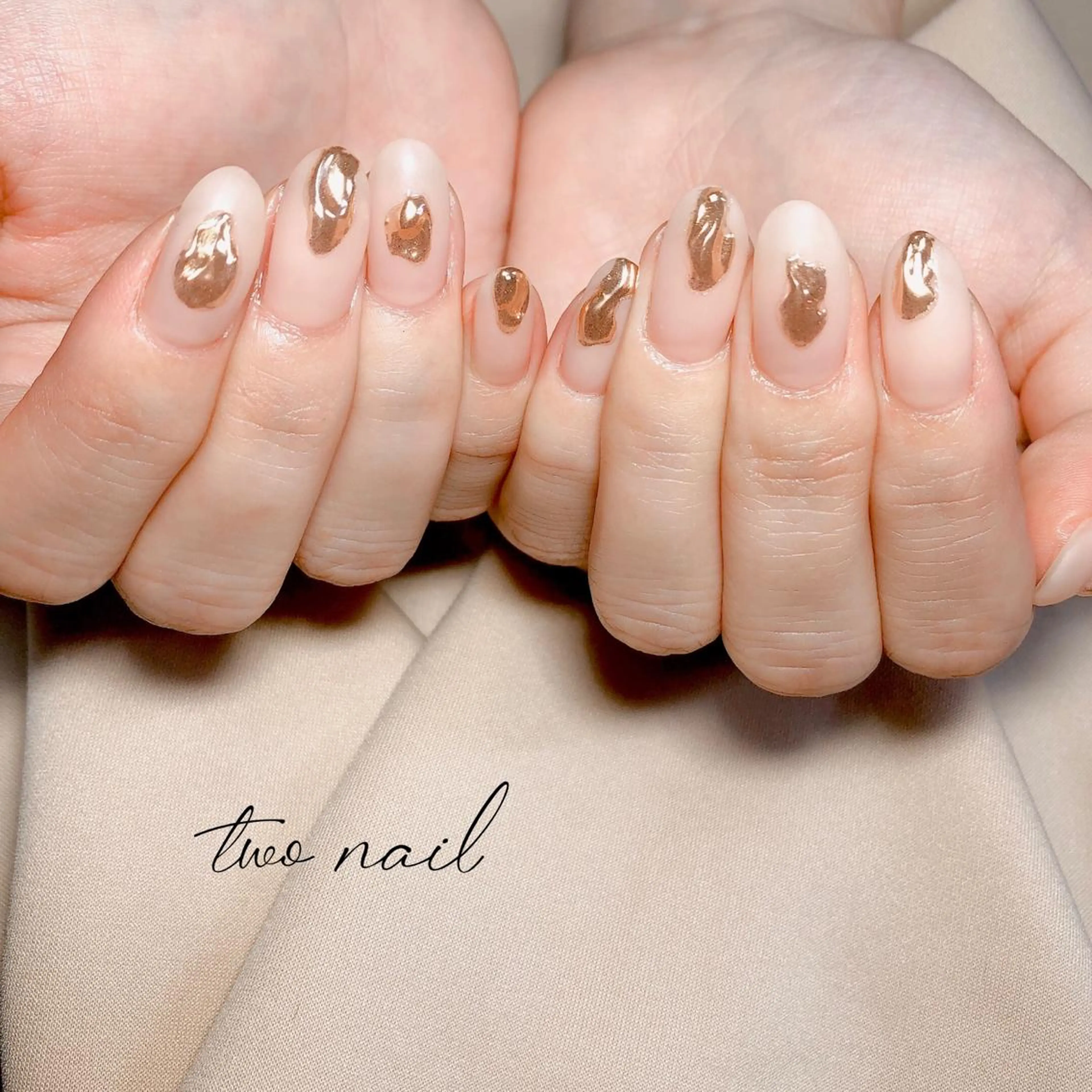 ネイル アートネイル フットネイル ハート ニュアンスネイル ホワイト two nailのネイルデザイン