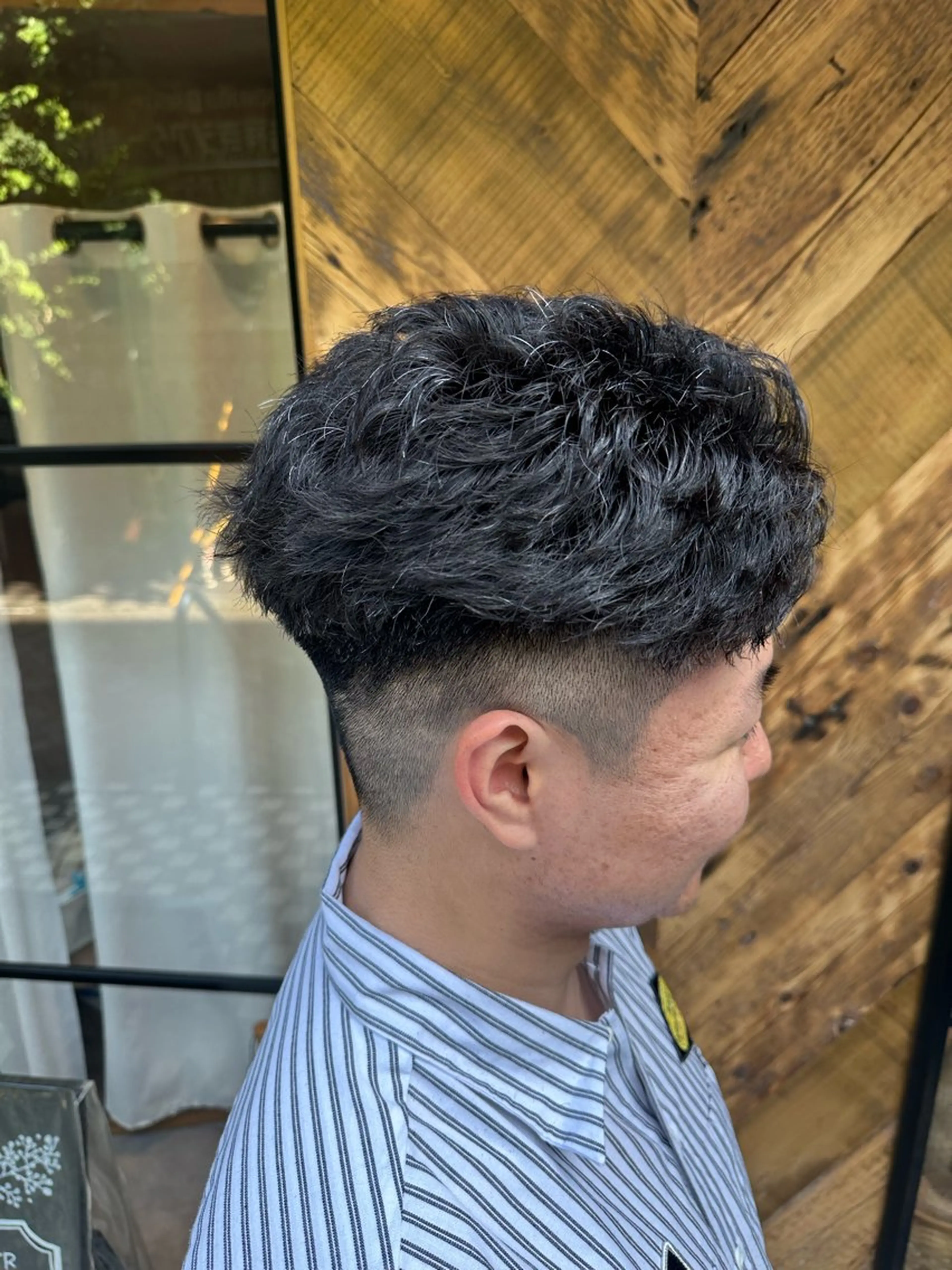 パーマ メンズ フェードカット メンズパーマ ニュアンスパーマ カット パーマ 【gemini店長】 メンズ特化中野稜平のヘアスタイル