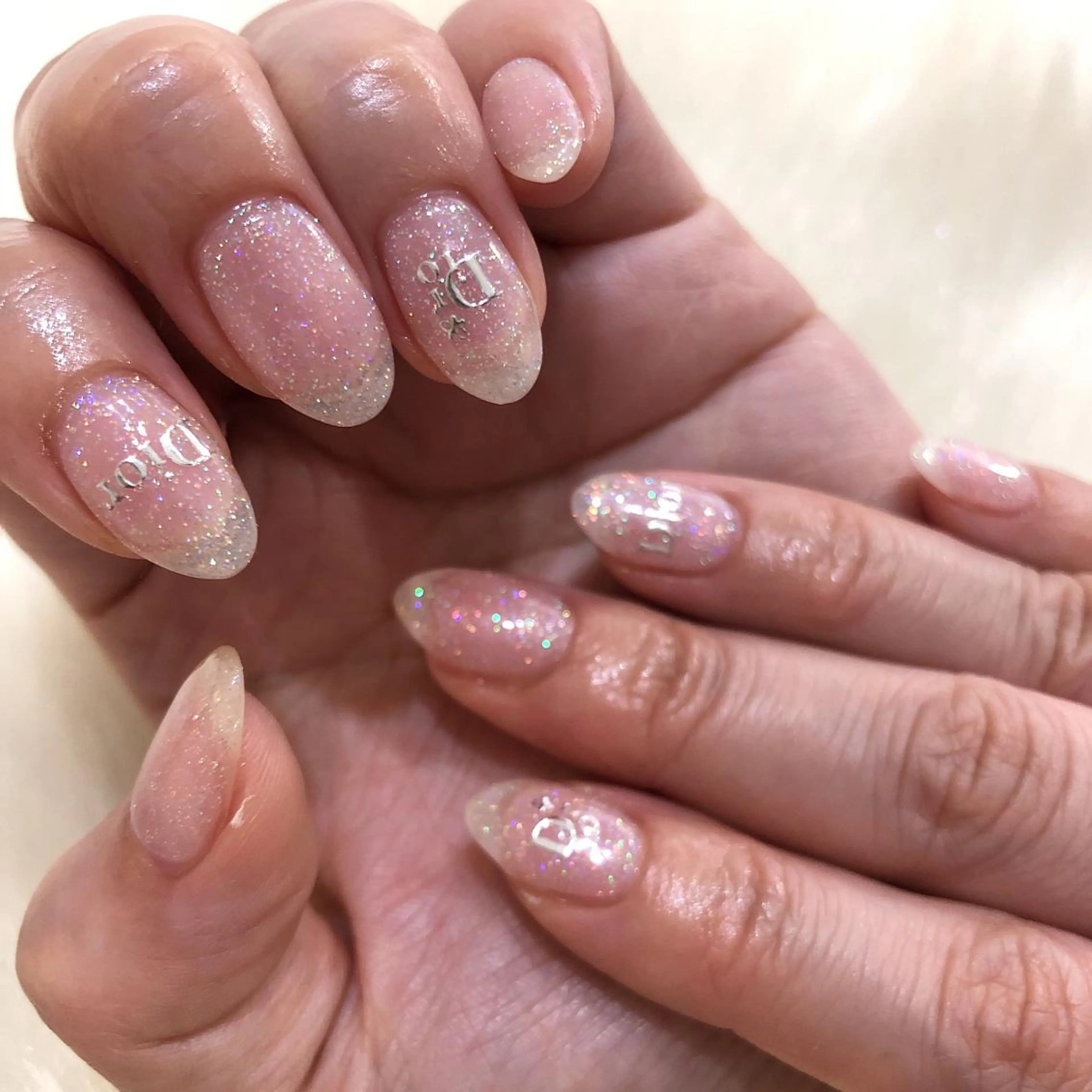 ネイル Nes.Nail所属・Miyagi Asamiのネイルデザイン